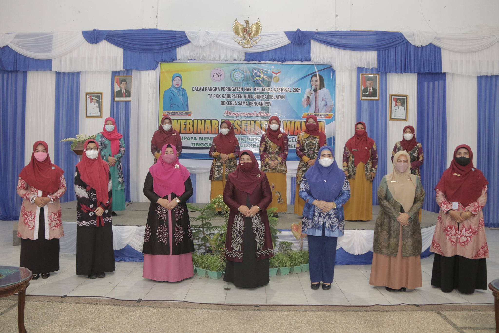 GELAR WEBINAR KESEHATAN WANITA, KETUA TP PKK KAB HSS: PENTING MERAWAT DAN MENJAGA ORGAN INTIM