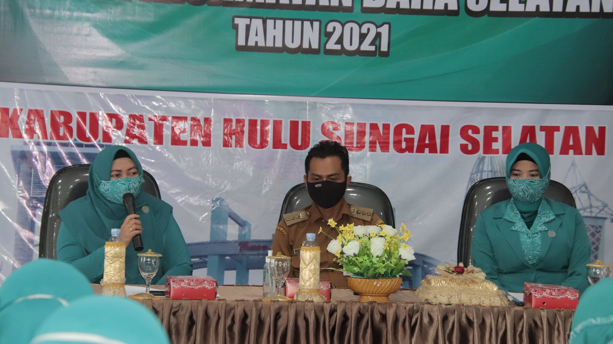 RAKER TP PKK KEC. DAHA SELATAN, EVALUASI DAN TINGKATKAN KUALITAS PROGRAM KERJA