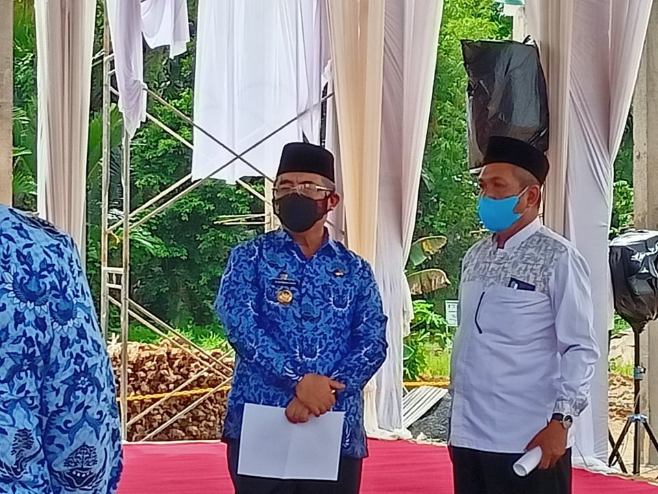 JELANG TAHLILAN 100 HARI WAFATNYA GURU KAPUH, BUPATI PASTIKAN ACARA DAN PROKES BERJALAN BAIK