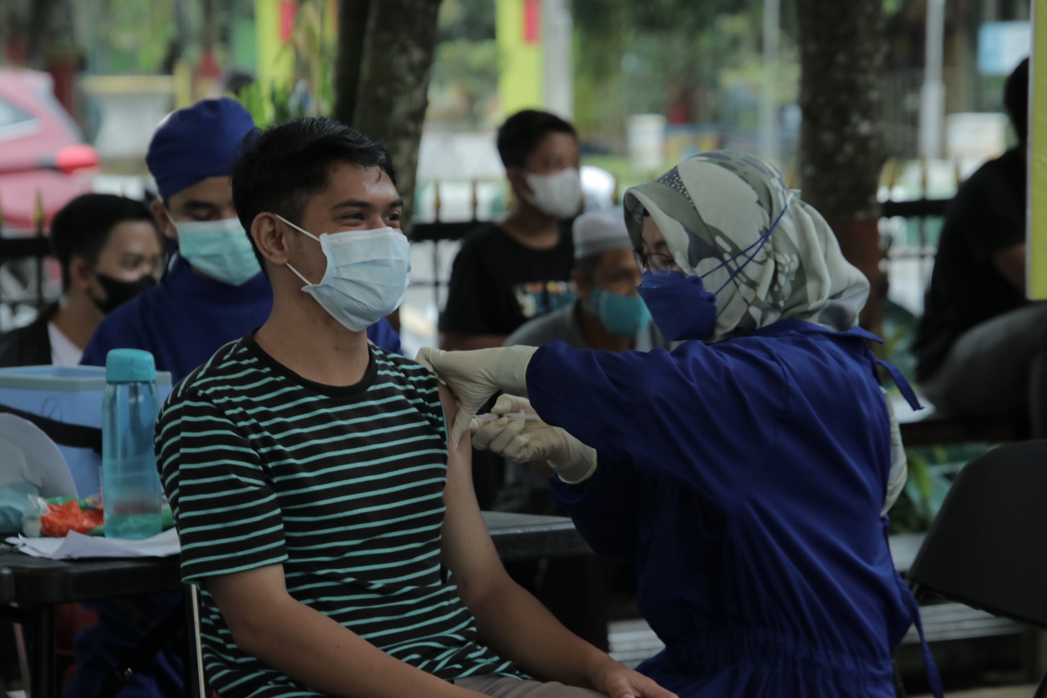Program Vaksinasi Massal Covid-19 terus dilaksanakan jajaran Polres Hulu Sungai Selatan bekerjasama dengan Dinas Kesehatan Kabupaten Hulu Sungai Selatan