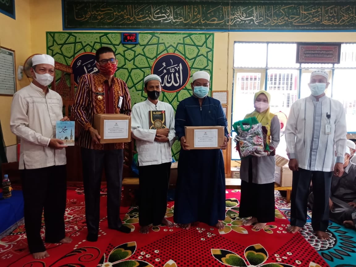 Baznas Kab. HSS Salurkan Bantuan Ibadah untuk Rumah Tahanan Kandangan