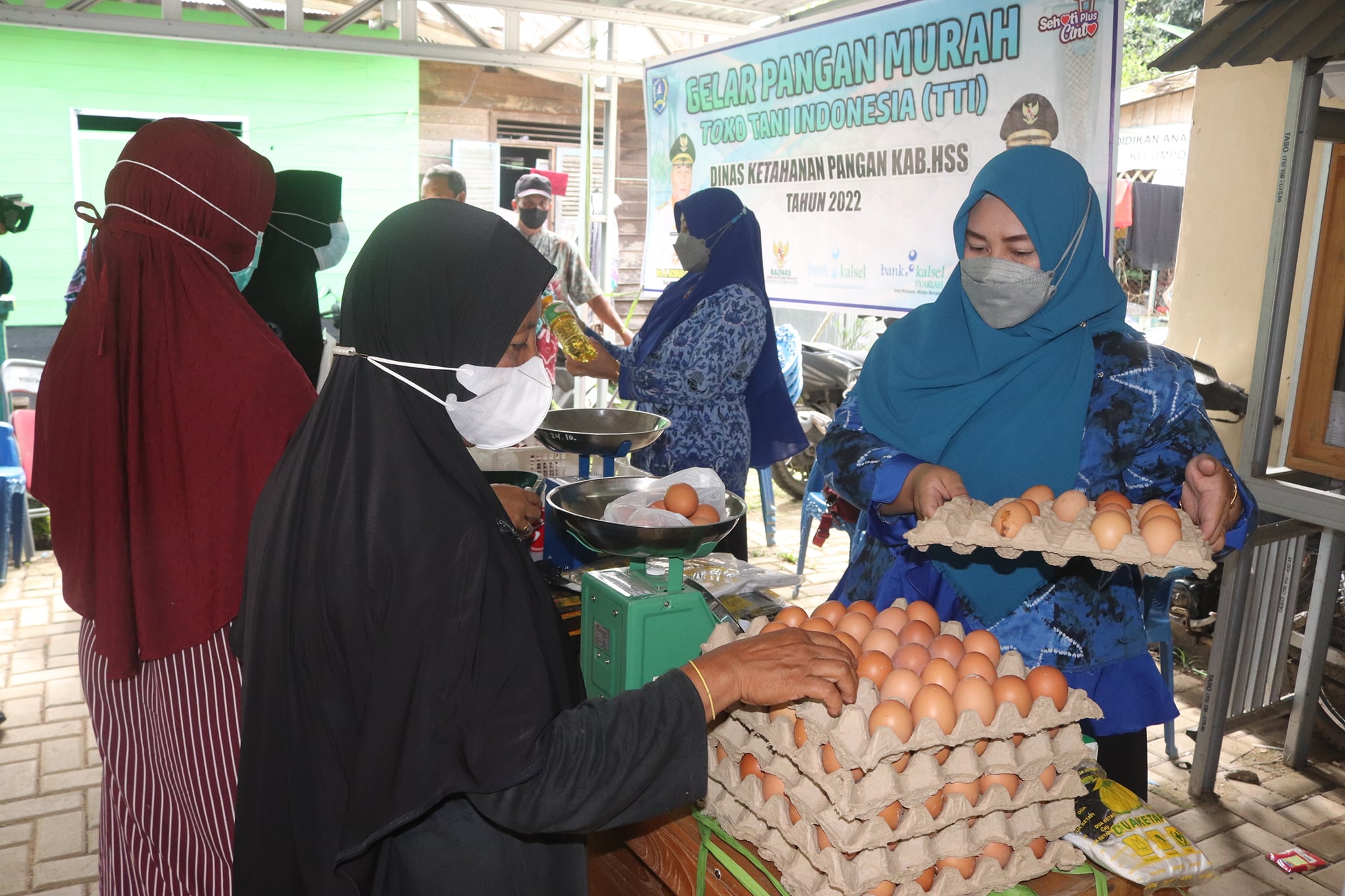 Gelar Pangan Murah Toko Tani Indonesia Di Desa Wasah Hilir