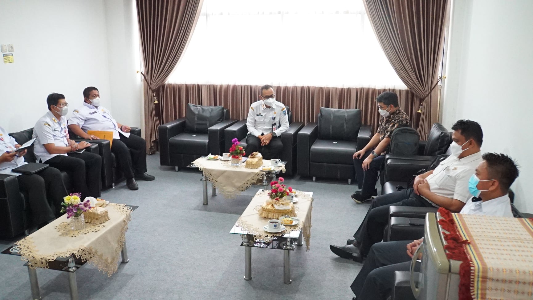 Sekretaris Daerah Kabupaten Hulu Sungai Selatan menerima kunjungan tim Badan Pemeriksa Keuangan RI (BPK RI) perwakilan Provinsi Kalimantan Selatan dalam rangka pemeriksaan keuangan pemerintah daerah di HSS TA 2021