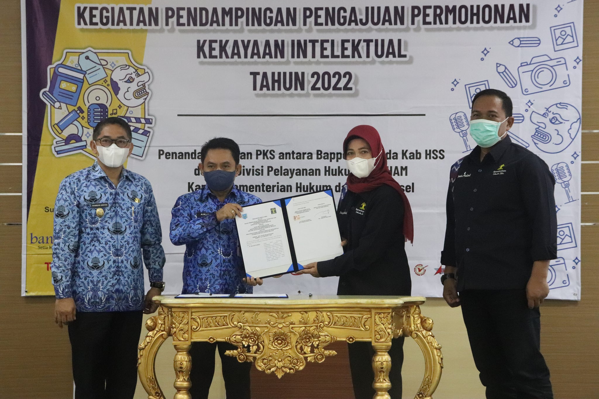 Semangat Kembangkan Pelayanan Perlindungan Kekayaan Intelektual,  Pemkab HSS dan Kanwil Kemenkumham Kalsel Tandatangani PKS