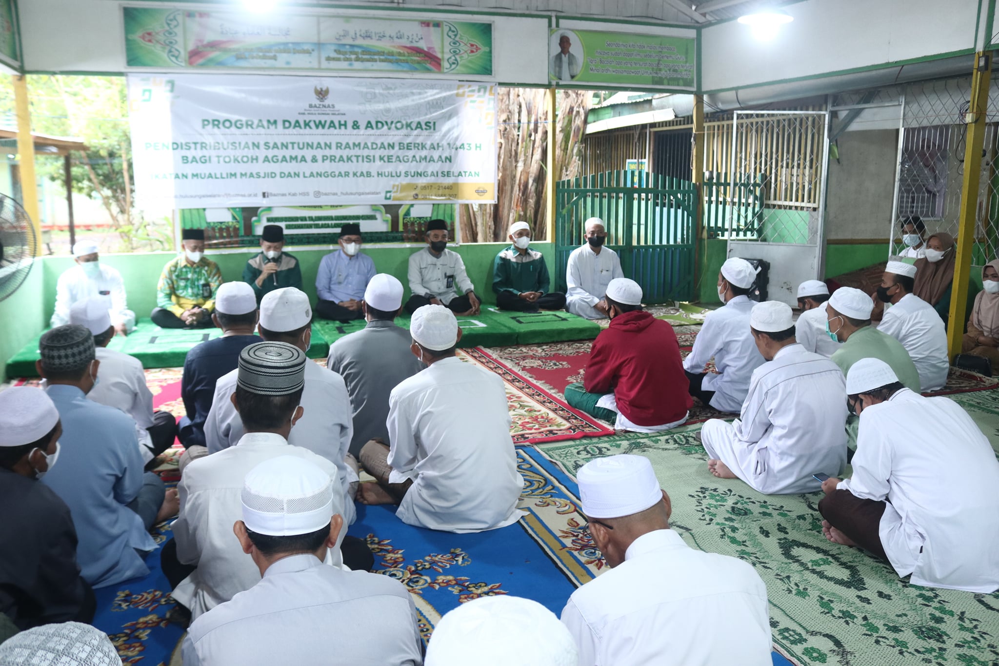 WAKIL BUPATI HSS KEMBALI SERAHKAN SANTUNAN PROGRAM RAMADHAN BERKAH