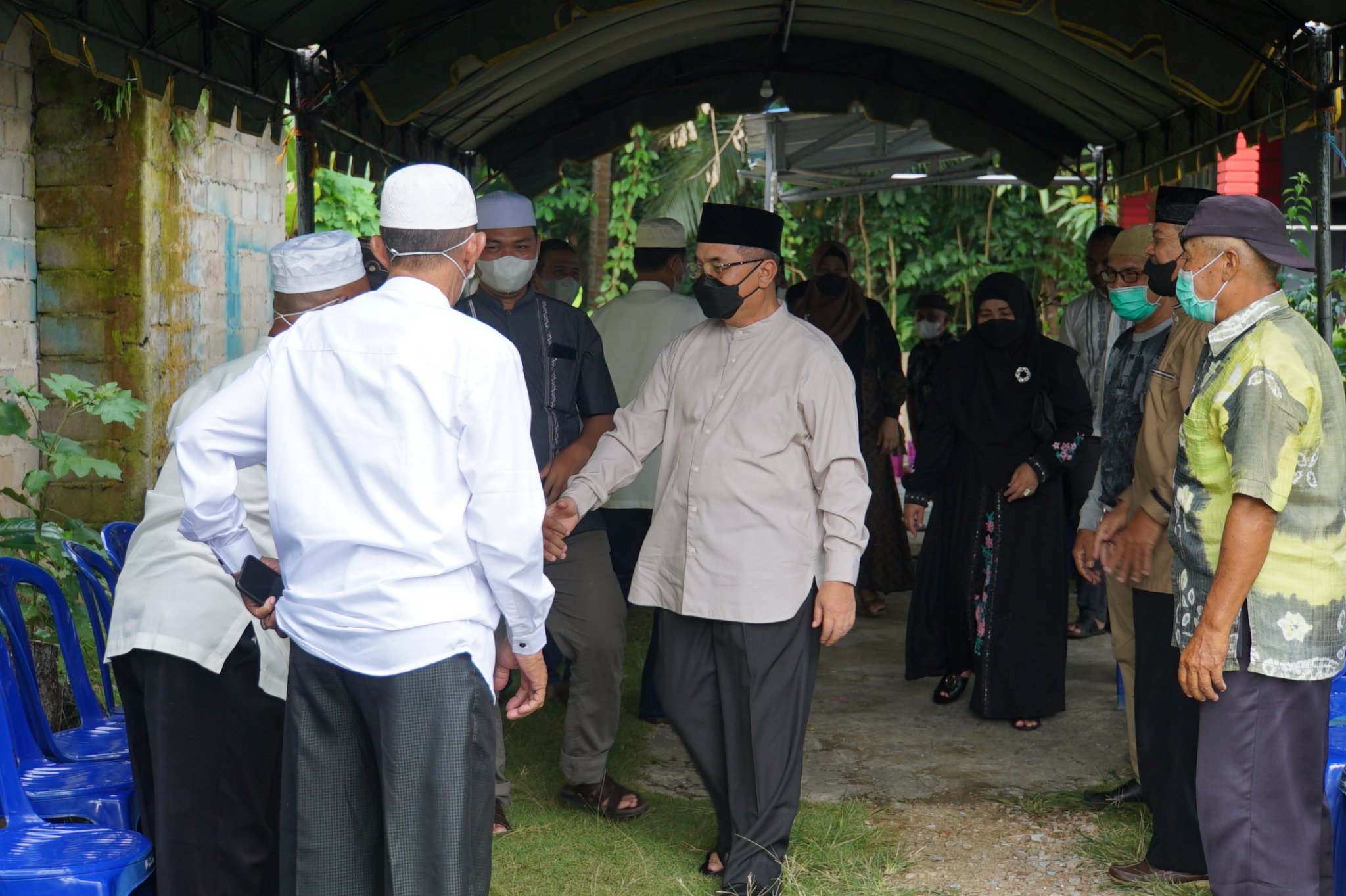 BUPATI HSS BERTAKZIAH KE RUMAH DUKA ALMARHUM PELTU PURN. MULYANTO BIN KERTO DINOMO