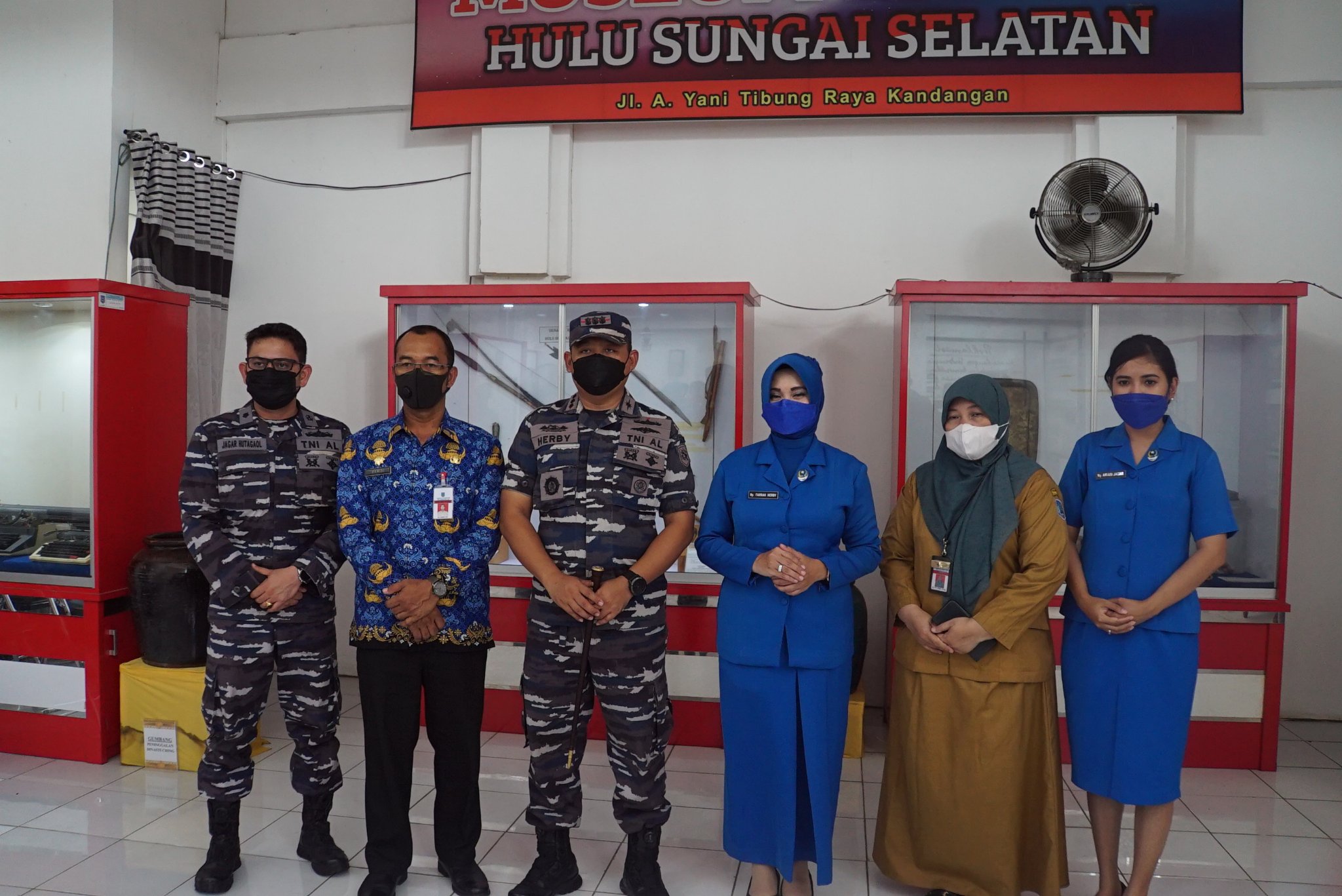 DANLANAL BANJARMASIN BERKUNJUNG KE KAB. HSS DALAM RANGKAIAN HUT KE- 72 PROKLAMASI GUBERNUR TENTARA ALRI DIVISI IV PERTAHANAN KALIMANTAN