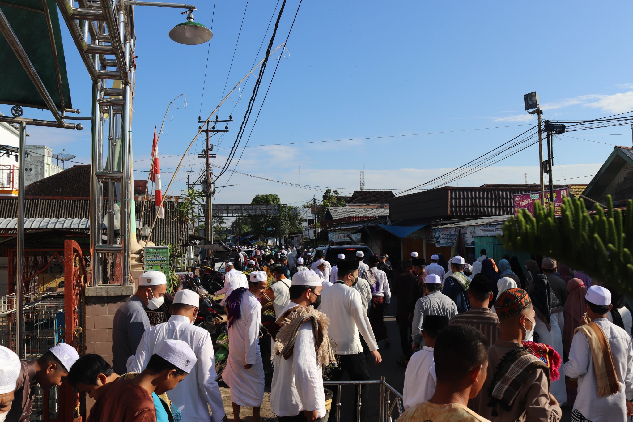 BUPATI HSS SHALAT IDUL ADHA 1443 HIJRIAH BERSAMA MASYARAKAT KANDANGAN