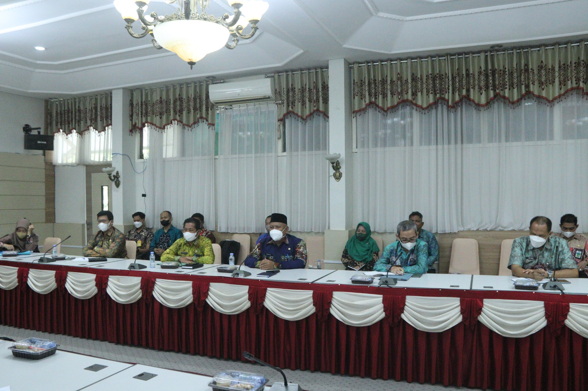 Pemkab HSS menggelar Rapat Monitoring dan Evaluasi Percepatan Penyerapan Dana Pembangunan