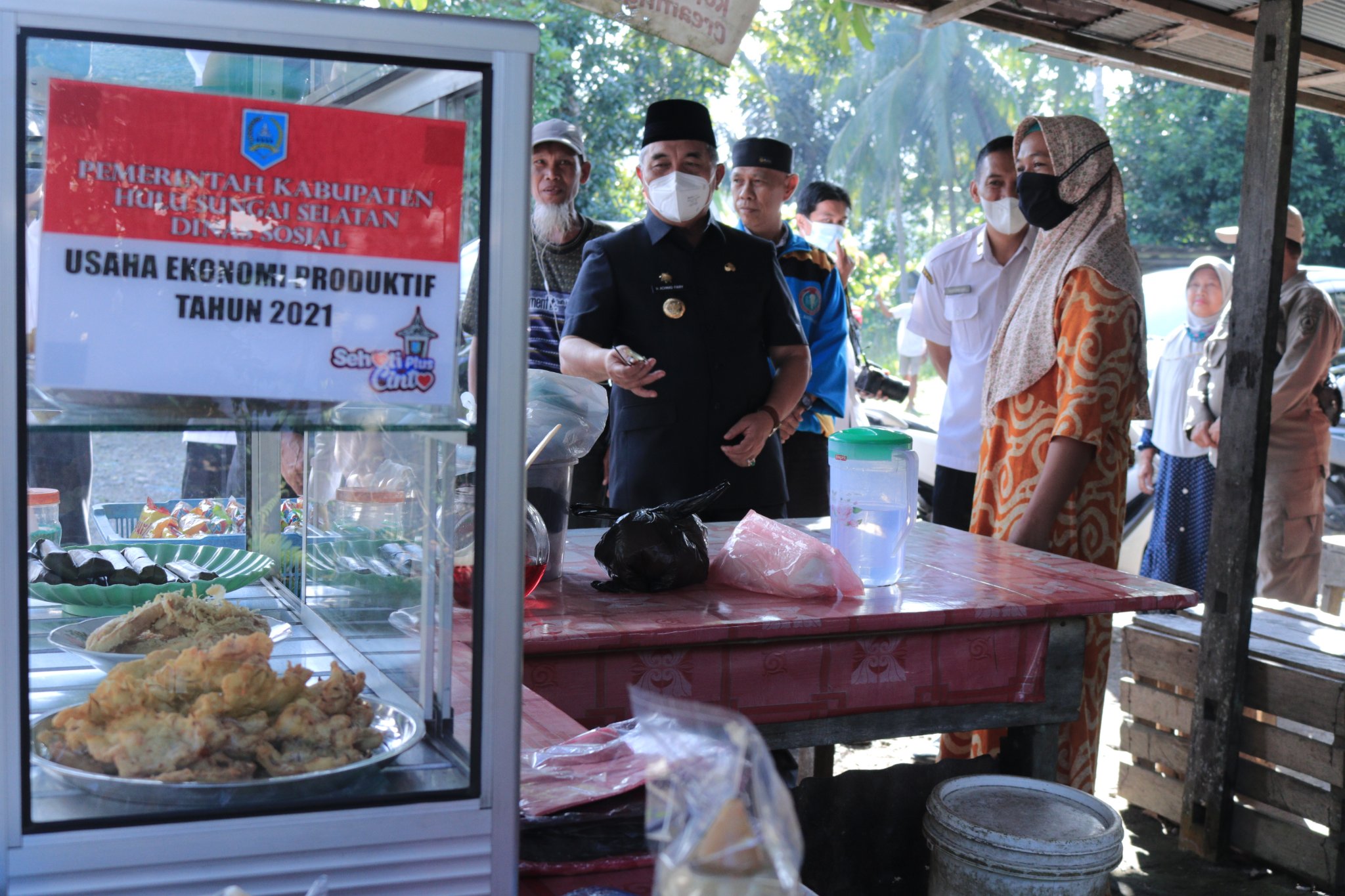 Bupati HSS Tinjau Langsung Penerima Bantuan Usaha Ekonomi Produktif