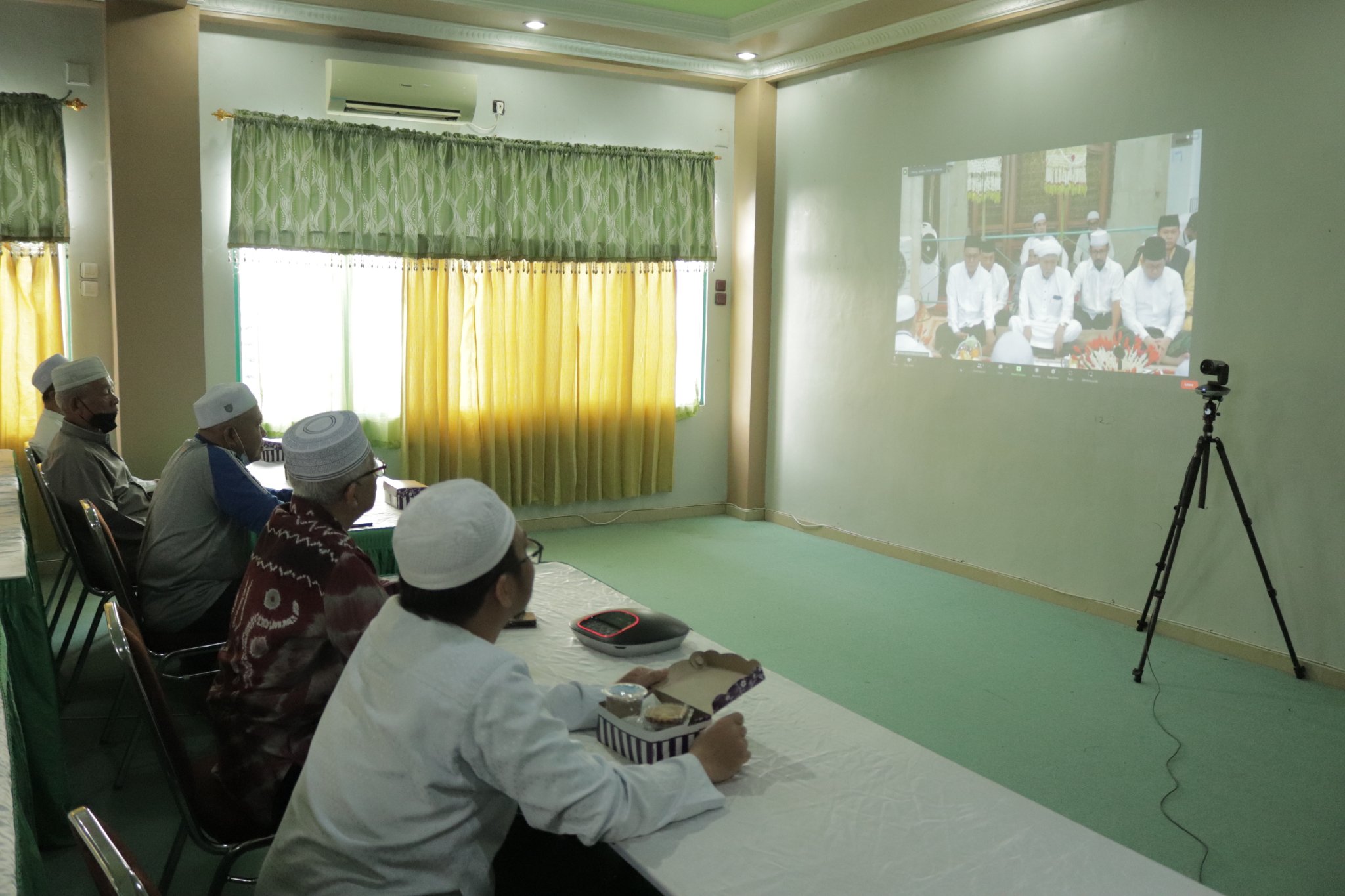 PENGURUS MASJID AGUNG TAQWA KANDANGAN IKUTI KEGIATAN BATAMAT AL-QUR’AN BERSAMA PAMAN BIRIN