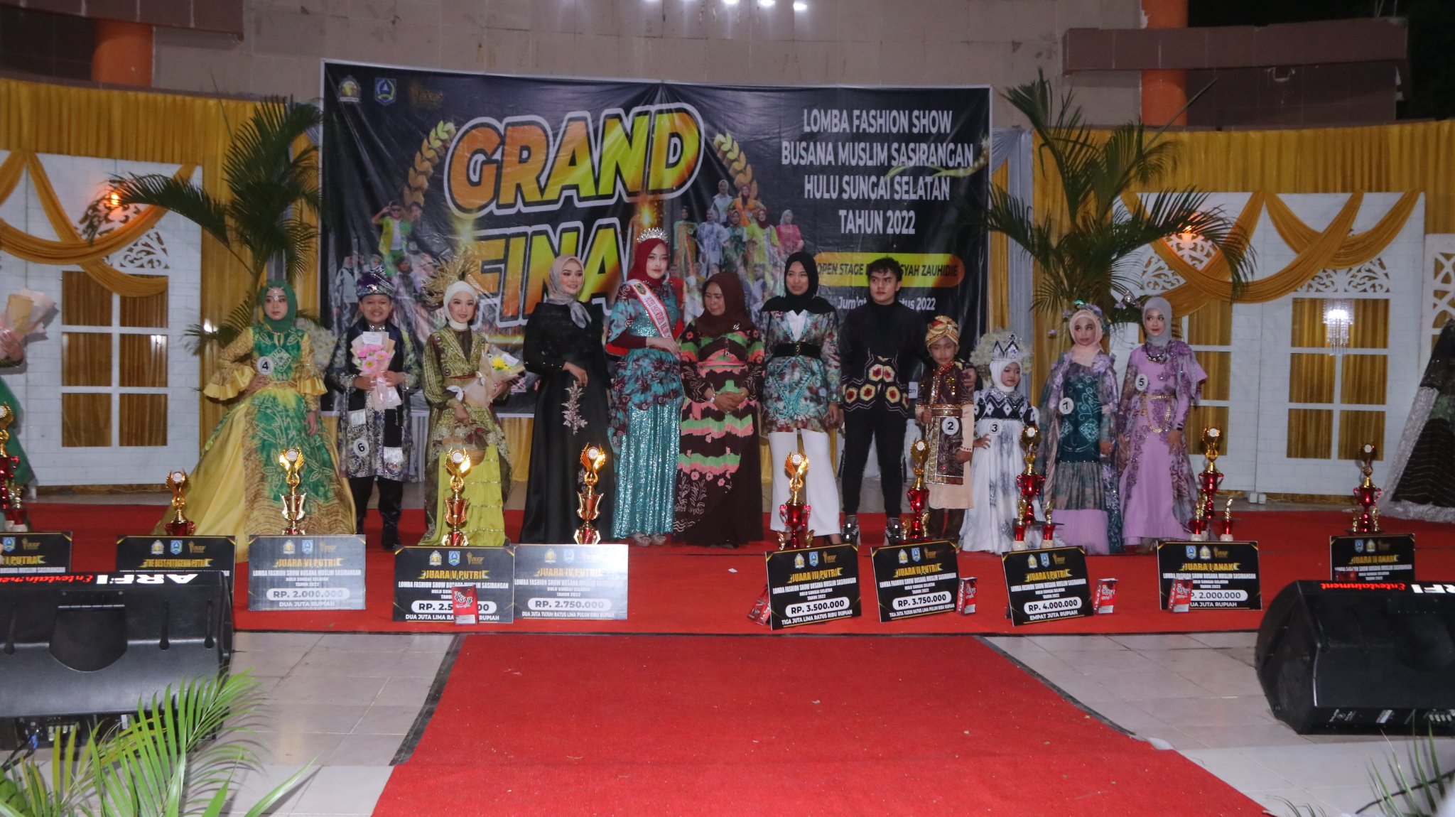 Lomba Fashion Show Busana Muslim Sasirangan HSS Tahun 2022
