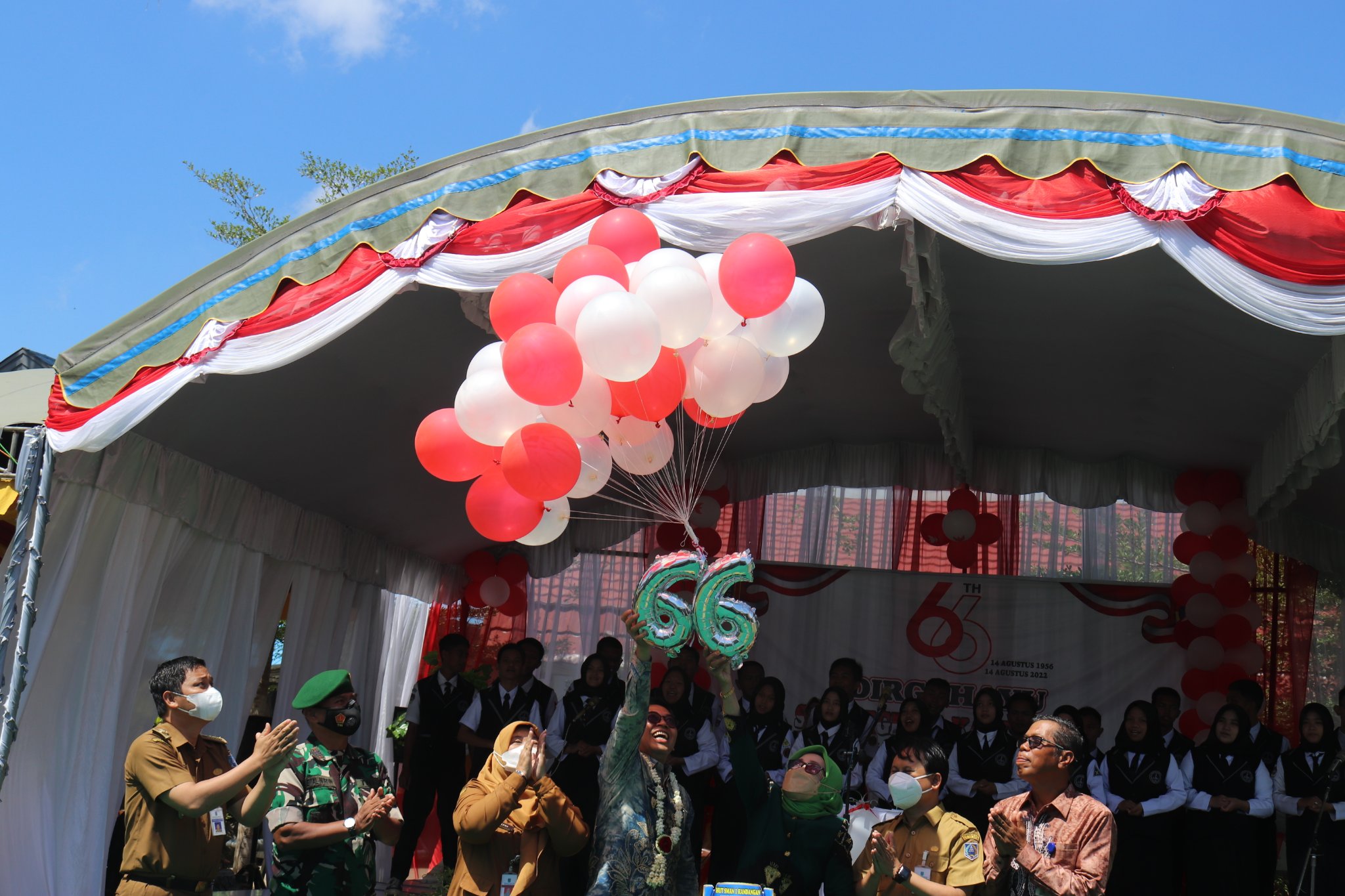 Hadiri HUT SMAN 1 Kandangan ke-66, Wabup HSS Ajak Para Siswa Untuk Terus Bangkit dan Berprestasi