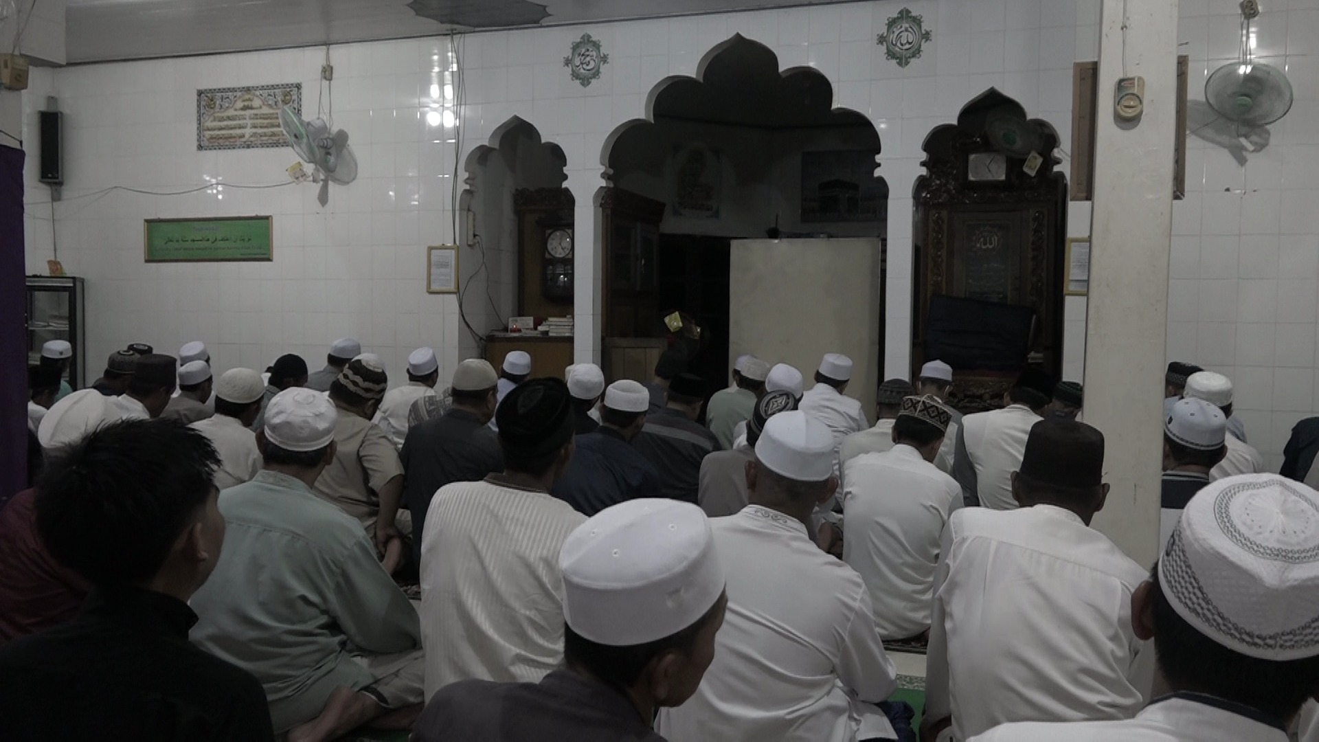 Giat Subuh Jum’at Berkah Di Masjid Jami’atul Gholam Desa Sungai Paring Kec. Kandangan
