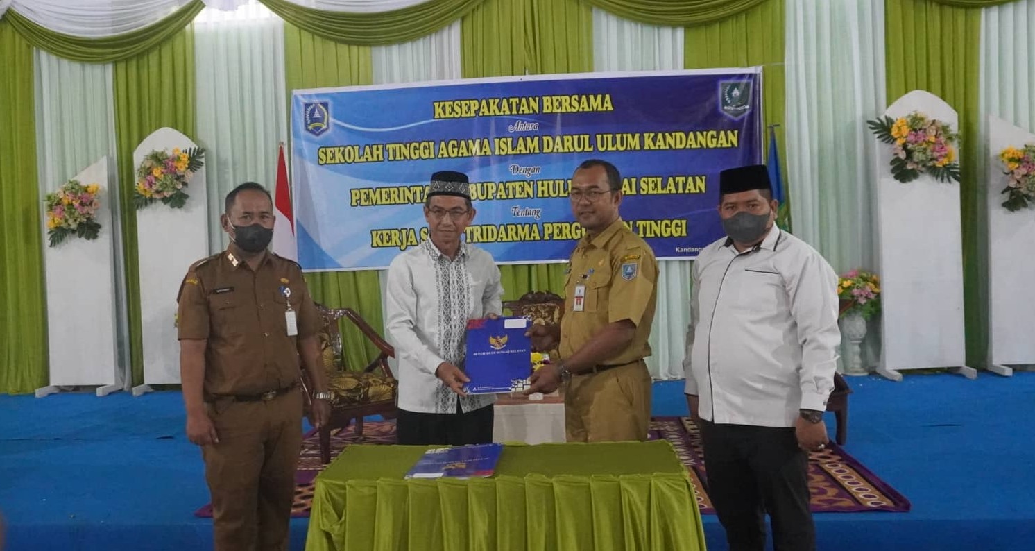 Pemkab HSS langsungkan kesepakatan bersama dengan Stai Darul Ulum Kandangan tentang Kerjasama Tridarma Perguruan Tinggi.