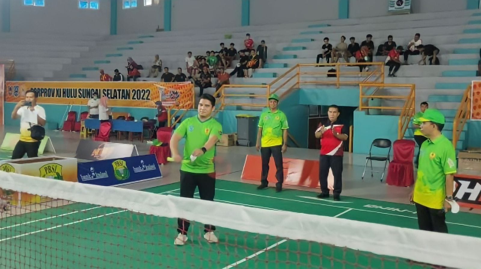 H. Akhmad Fahmi Buka Pertandingan Cabor  Bulu Tangkis di Porprov XI Kalsel