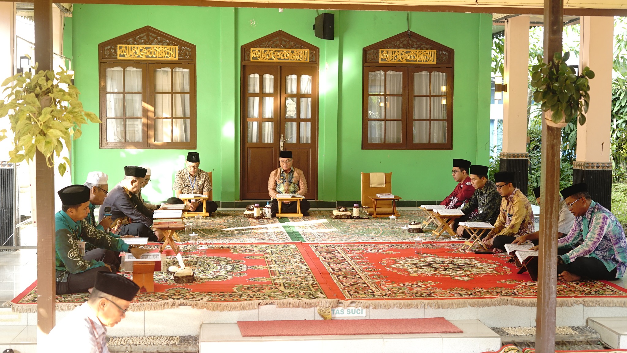 Setda Kab. HSS Kembalo Melaksanakan Khataman Al-Qur’an