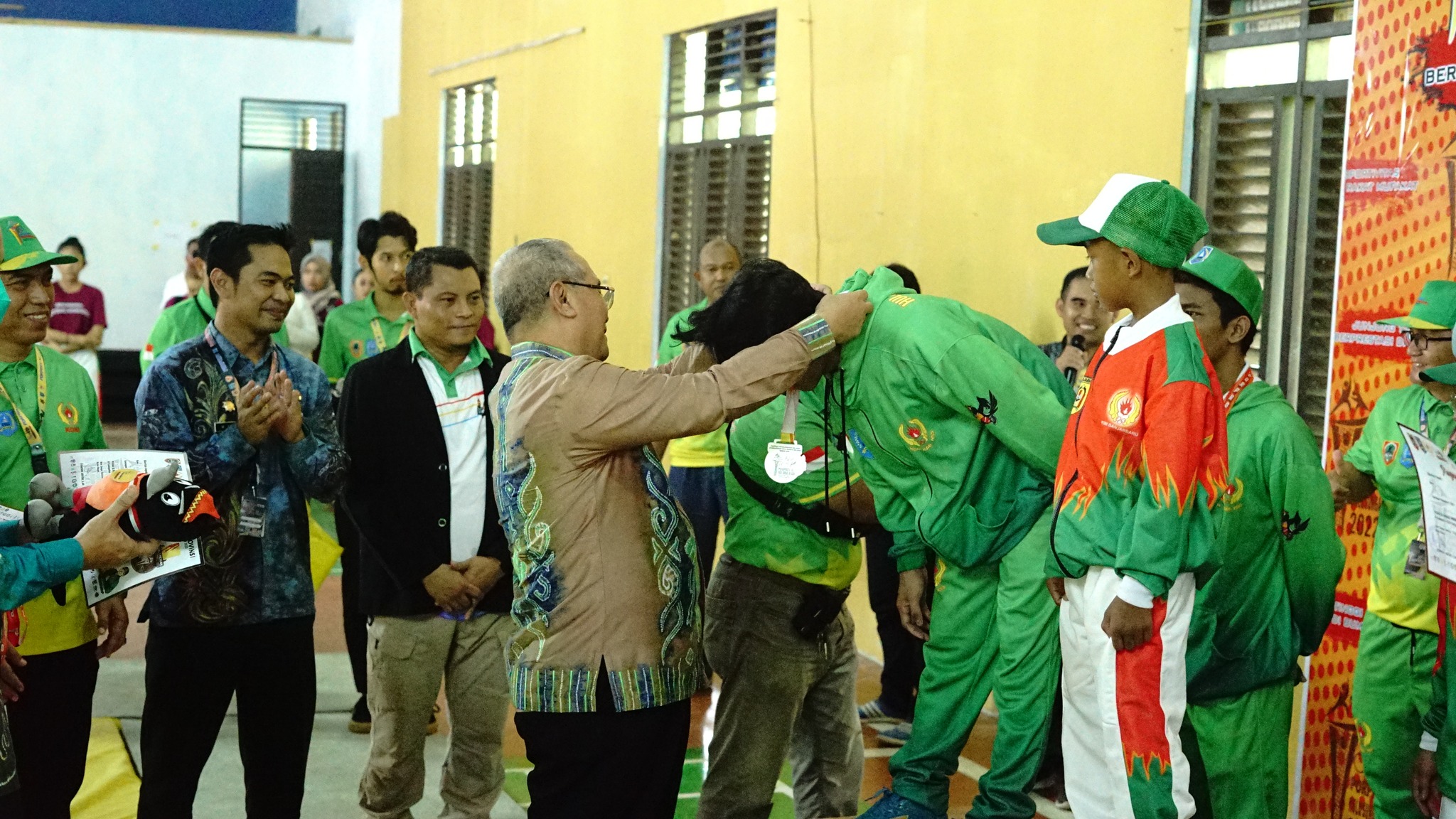 Kontingen Kabupaten Hulu Sungai Selatan Meraih 4 Medali Emas Pada Porprov XI Kalsel Dari Cabang Olahraga (Babor) Senam.