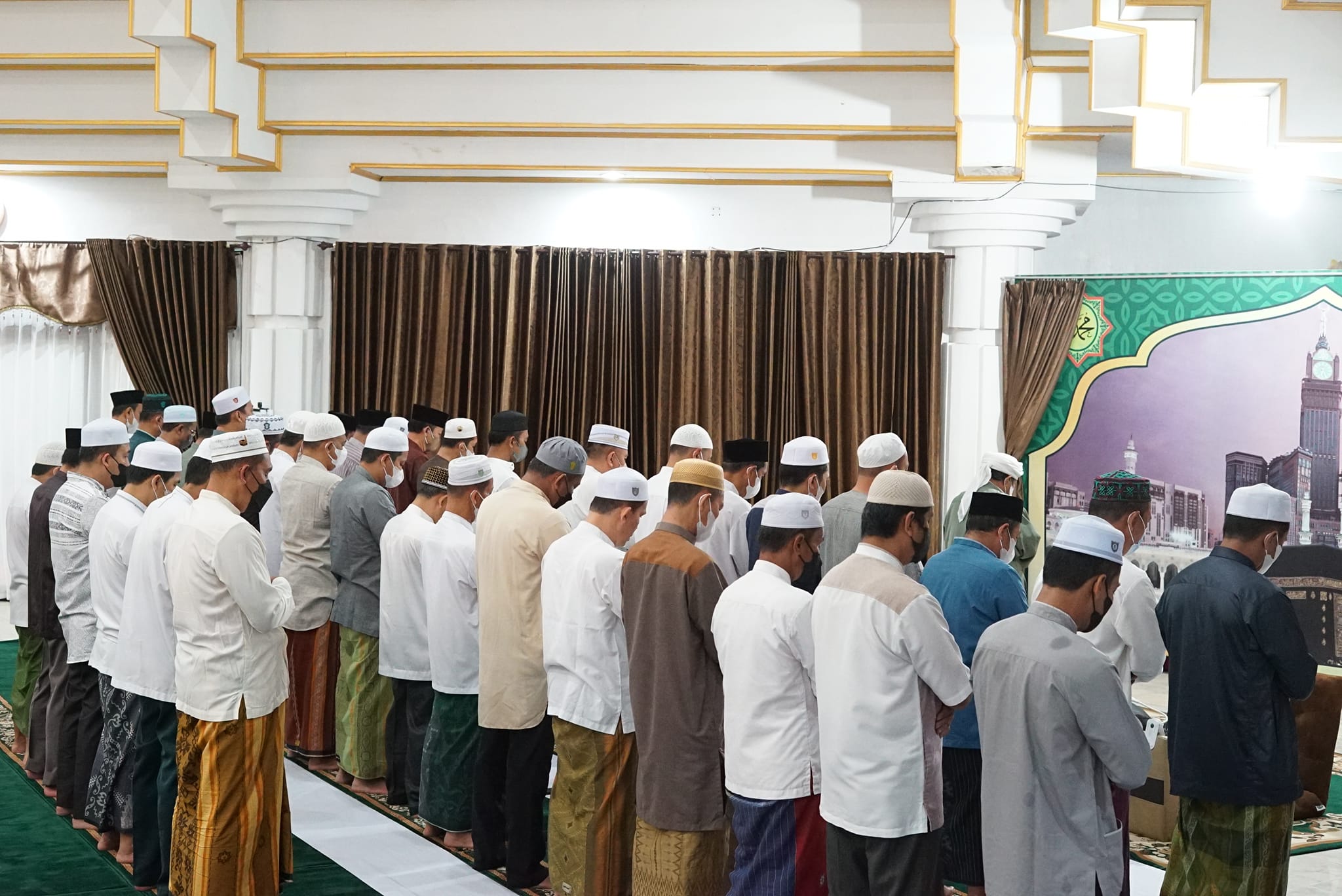 Pemkab HSS Menggelar Sholat Subuh Dan Pengajian
