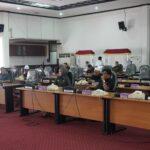 DPRD Kab. HSS Menyampaikan Tanggapan Terhadap Pendapat Bupati HSS Terhadap Ranperda Inisiatif DPRD HSS
