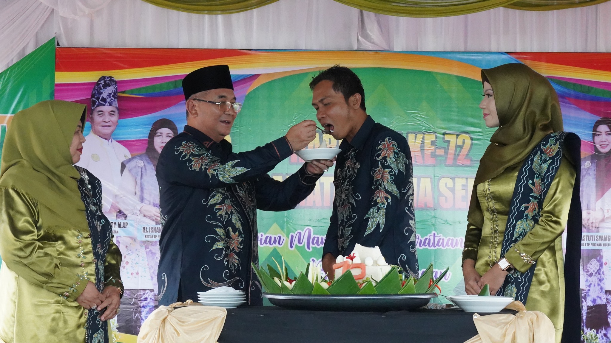 Bupati HSS Hadiri HUT Kecamatan Daha Selatan Ke 72