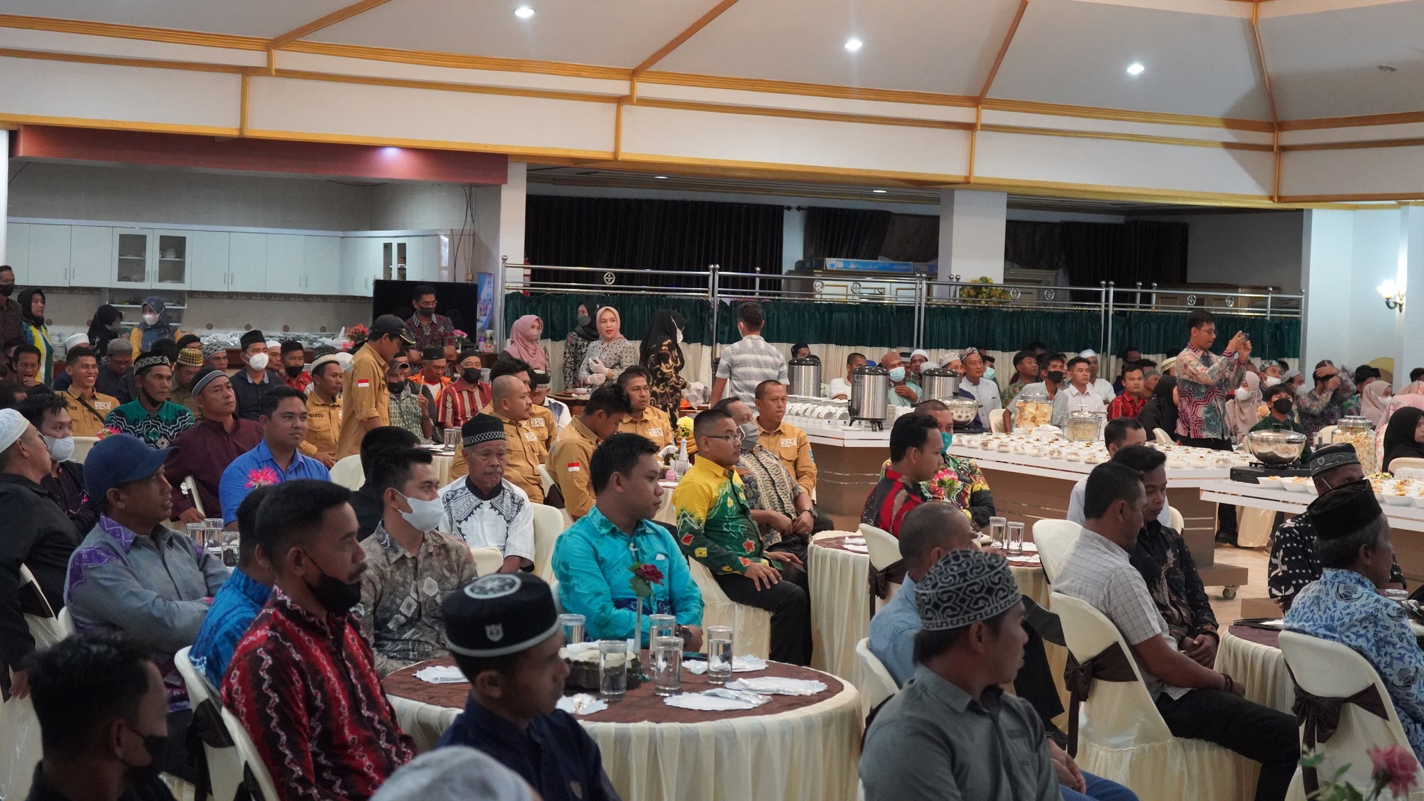 Bupati HSS Gelar Silaturahmi Dan Dialog Bersama Petugas Kebersihan Kab. HSS