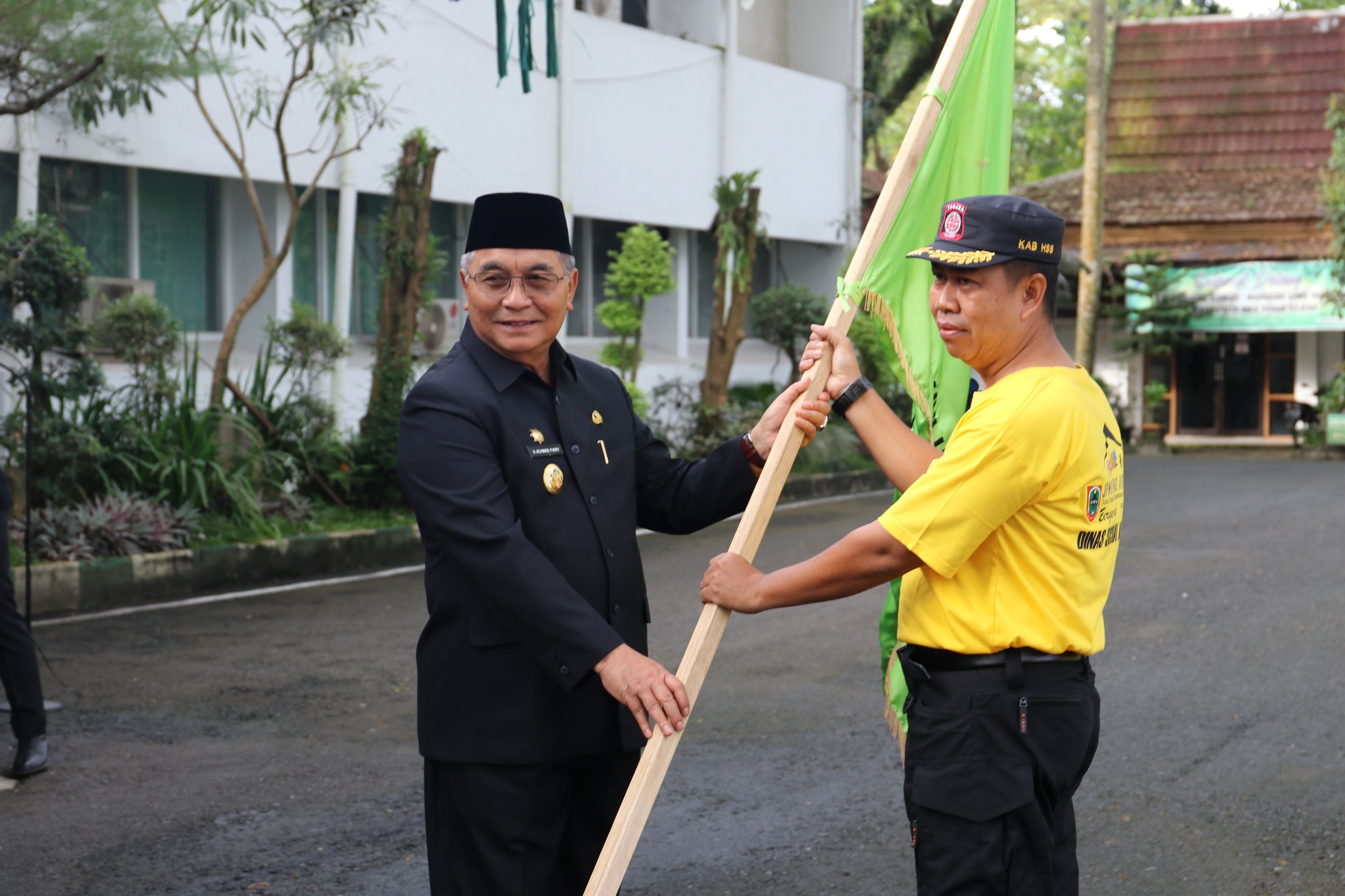 PEMKAB HSS LEPAS JAMBORE AKBAR RELAWAN SOSIAL PSKS TAHUN 2023