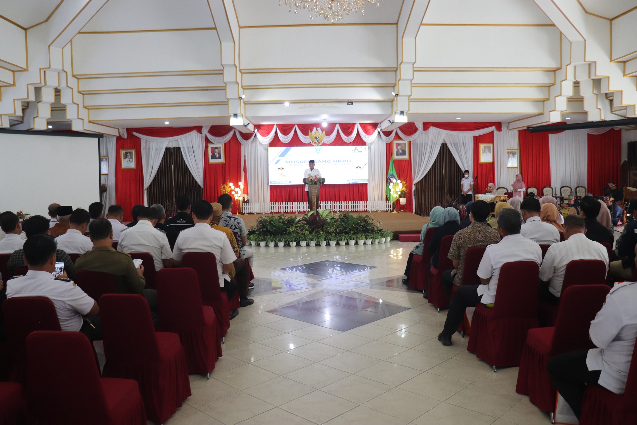 H. ACHMAD FIKRY BUKA MUSRENBANG TERAKHIR DI MASA JABATANNYA SEBAGAI BUPATI HSS