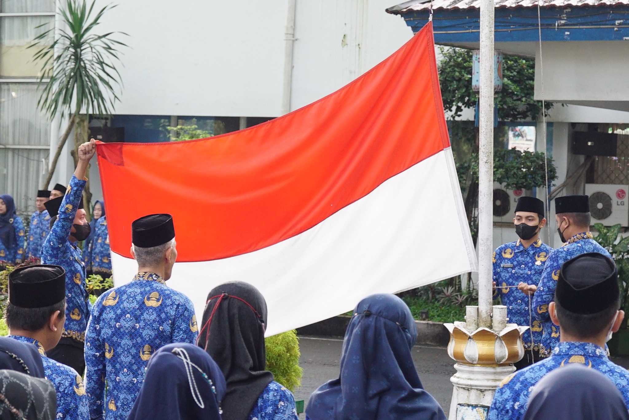 PEMKAB HSS GELAR APEL HARI KESADARAN NASIONAL DI BULAN MARET 2023