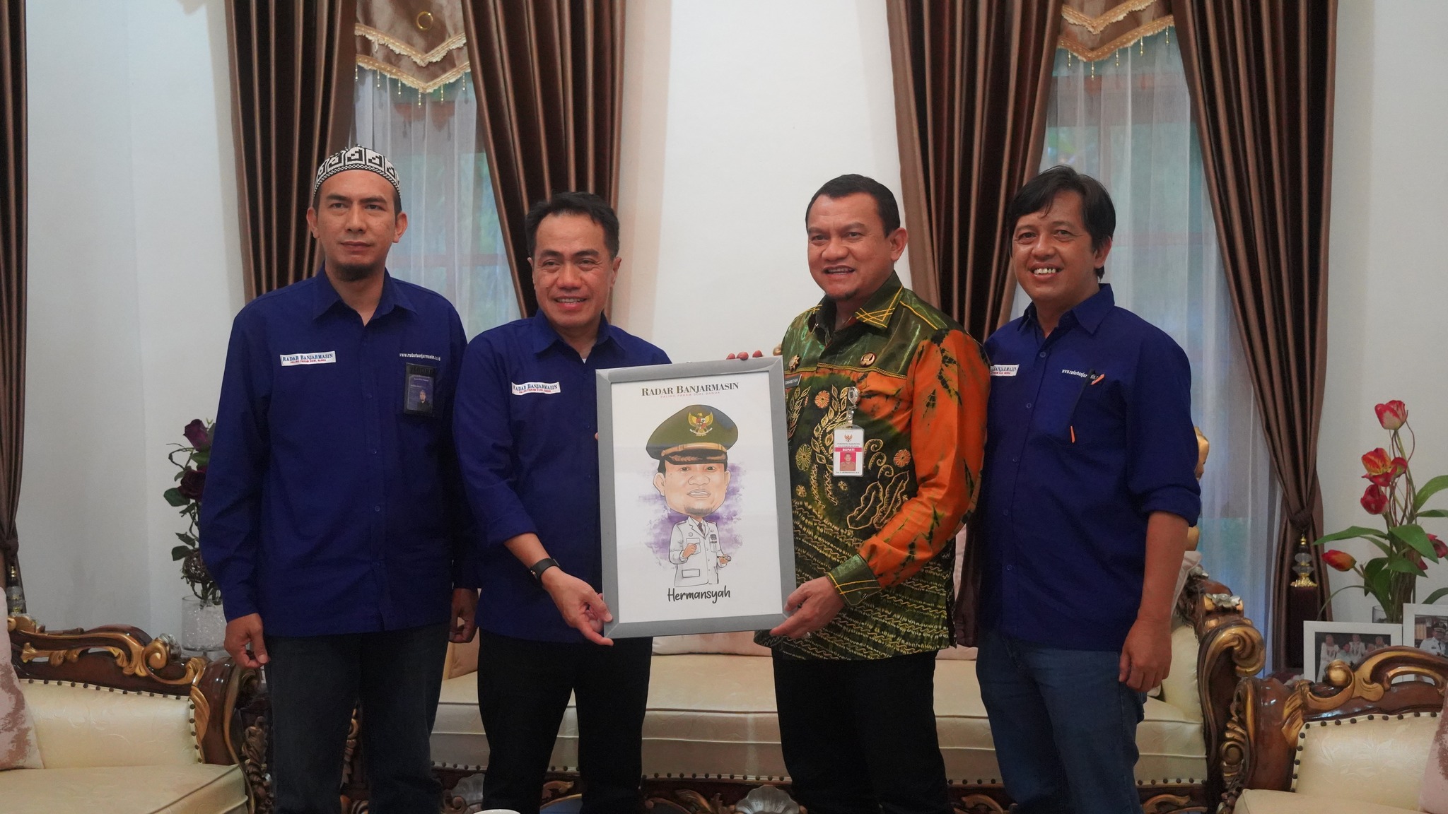 PJ BUPATI HSS TERIMA KUNJUNGAN SILATURAHMI DARI DIREKTUR RADAR KALSEL