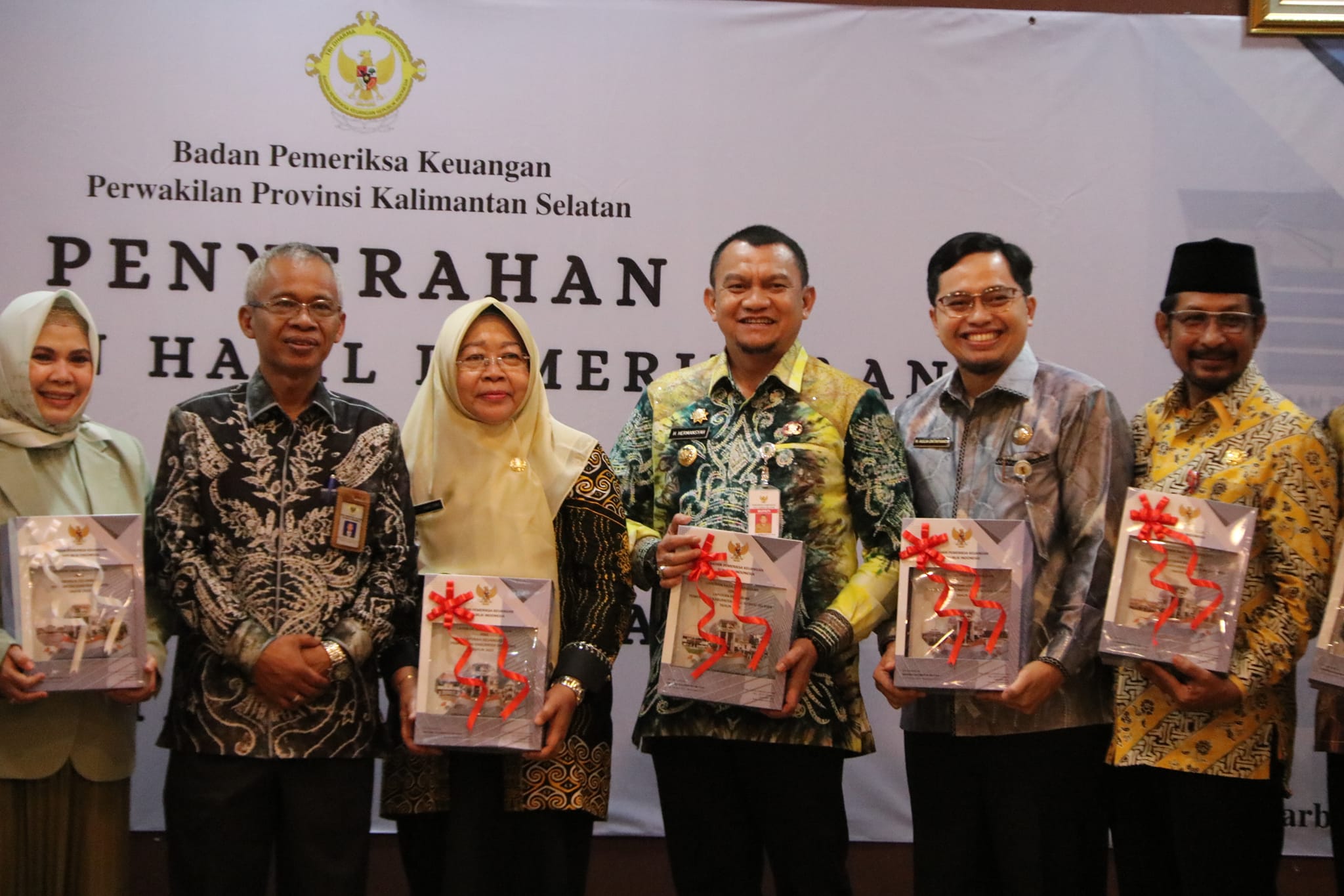 SERAHKAN LHKP LPPD, HULU SUNGAI SELATAN KEMBALI PERTAHANKAN PREDIKAT WTP HINGGA 11 KALI BERTURUT-TURUT