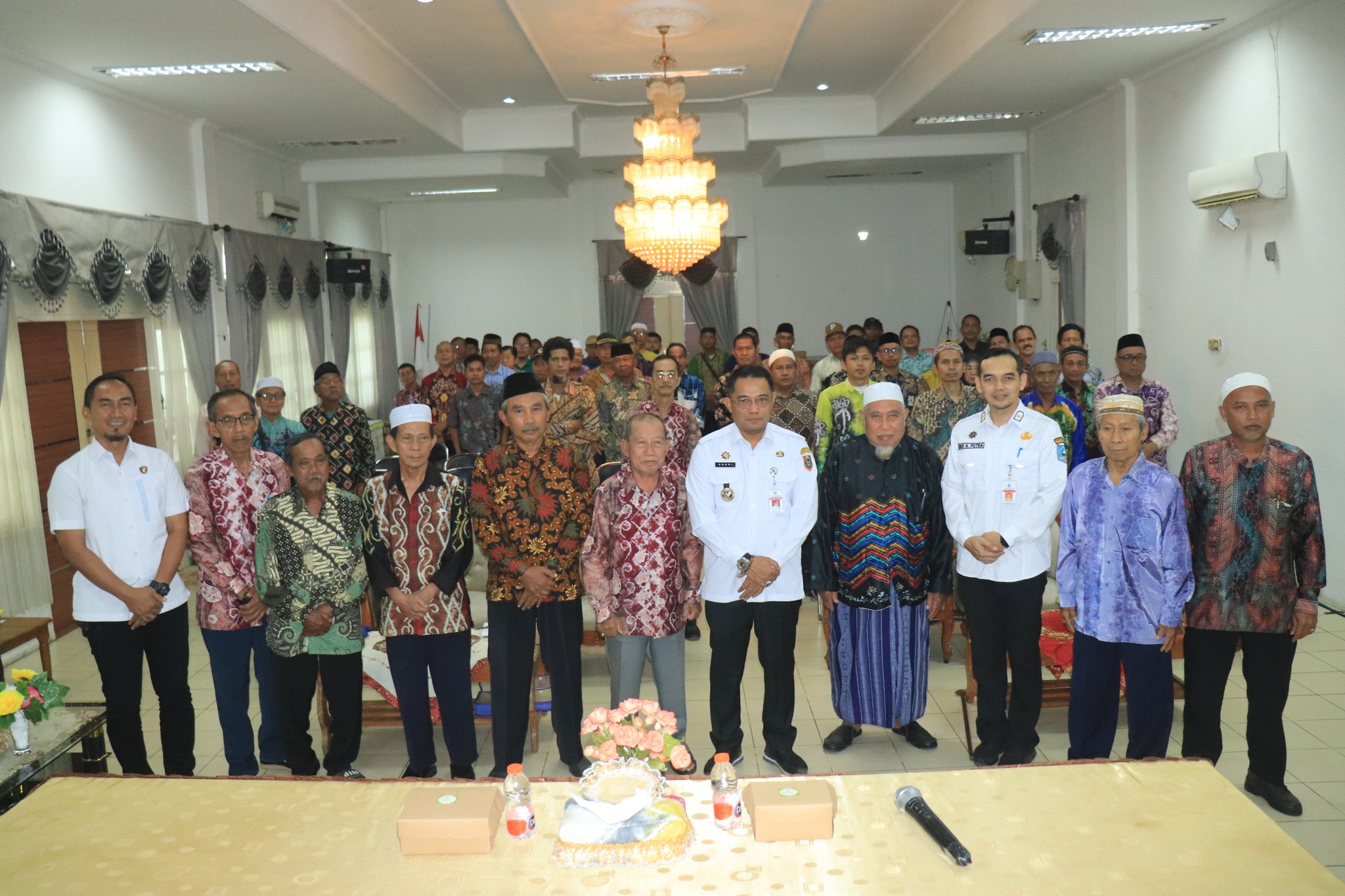 PJ BUPATI BUKA RAKOR KESBANGPOL HSS DENGAN MITRA KERJA