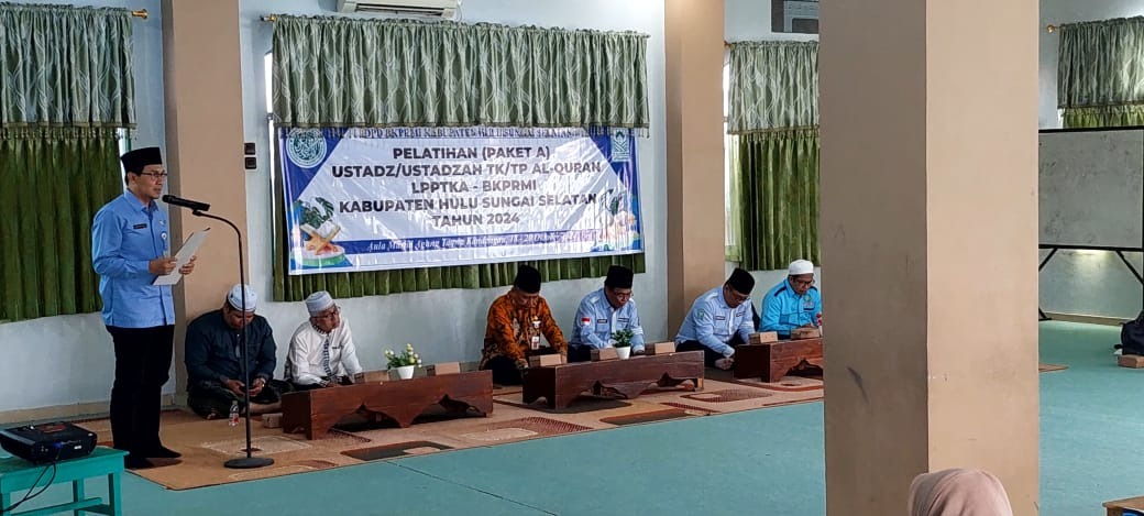 TINGKATKAN KUALITAS PENDIDIKAN DI TK/TP AL-QUR’AN, ASISTEN PEMERINTAHAN DAN KESRA WAKILI PJ. BUPATI MEMBUKA PELATIHAN