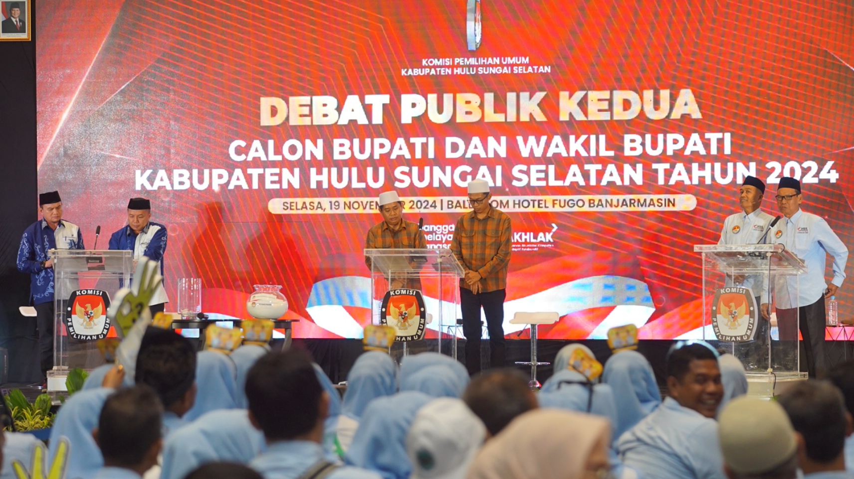 KPU HSS GELAR DEBAT PUBLIK KEDUA CALON BUPATI DAN WAKIL BUPATI 2024
