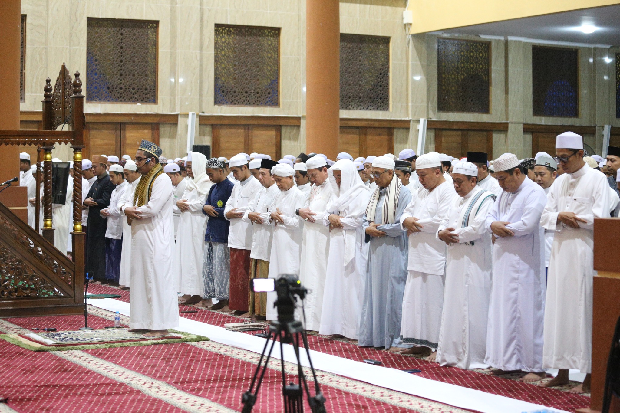JELANG HARI PEMUNGUTAN SUARA, KPU HSS GELAR SHOLAT HAJAT DAN DOA BERSAMA UNTUK KELANCARAN PILKADA HSS 2024
