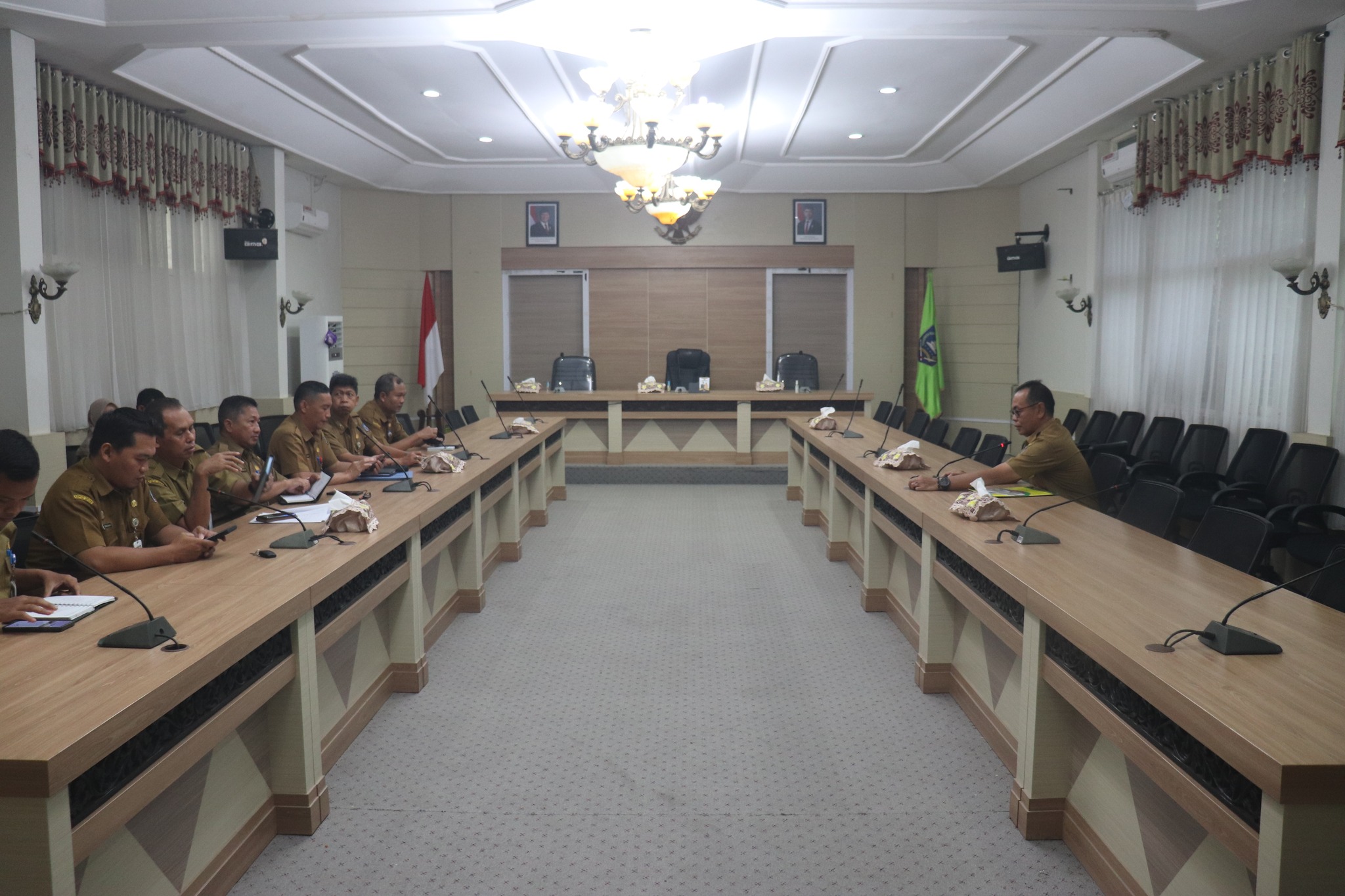 RESPON CEPAT PEMKAB HSS, SEKDA PIMPIN RAPAT PENANGGULANGAN BENCANA
