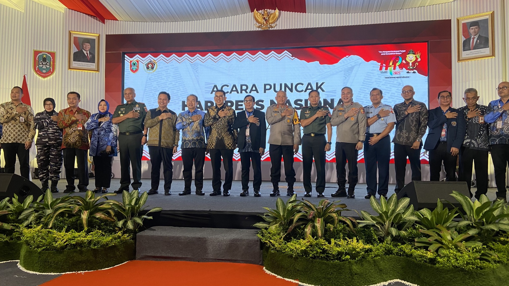 PJ BUPATI HULU SUNGAI SELATAN HADIRI ACARA PUNCAK HARI PERS NASIONAL KALIMANTAN SELATAN TAHUN 2025