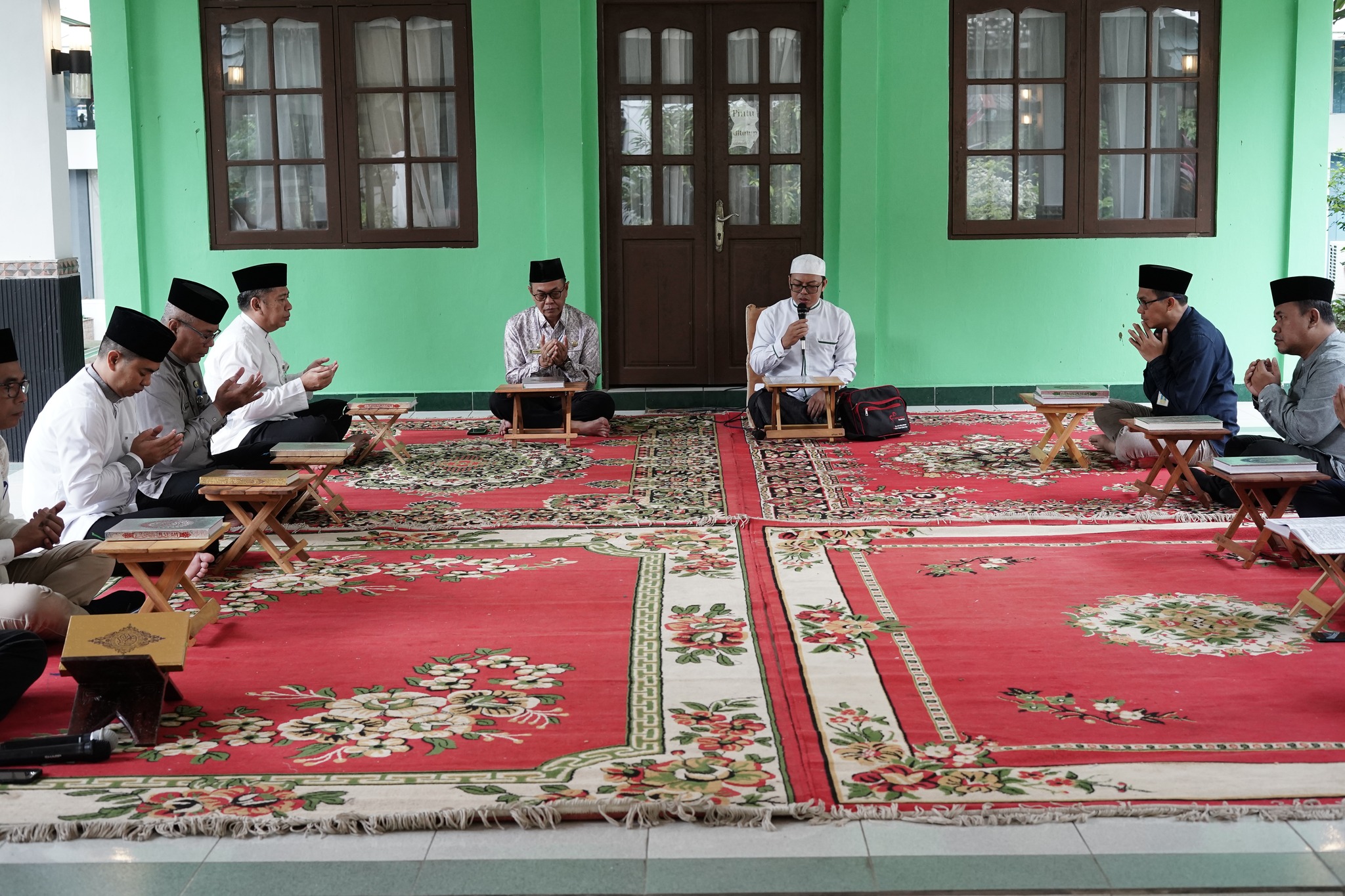 PENGAJIAN RUTIN DAN TAUSIYAH GUNA MENGUATKAN SPIRITUALITAS DI LINGKUNGAN SETDA HSS