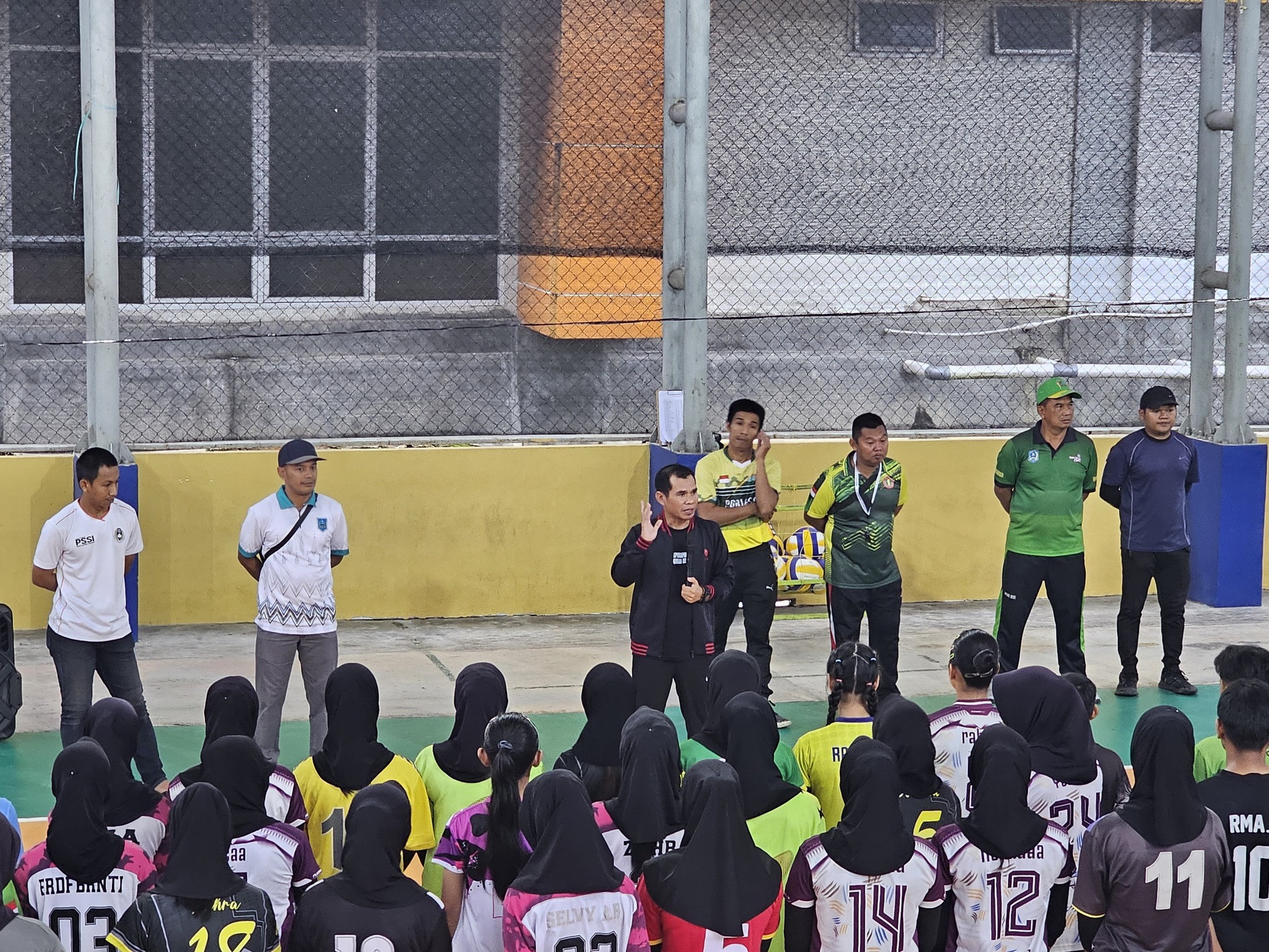 PERSIAPAN EVENT OLAHRAGA, HSS JARING CALON ATLET VOLI TINGKAT PELAJAR