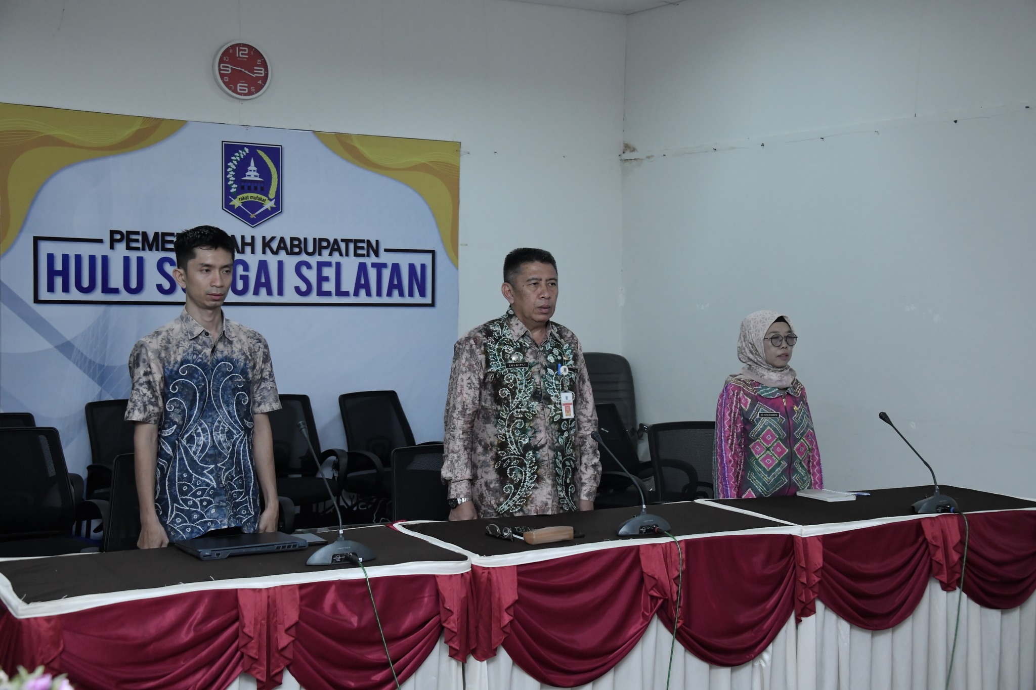PEMKAB HSS IKUTI RAKOR AUDIENSI PROGRAM TRANSFORMASI DIGITAL SECARA DARING