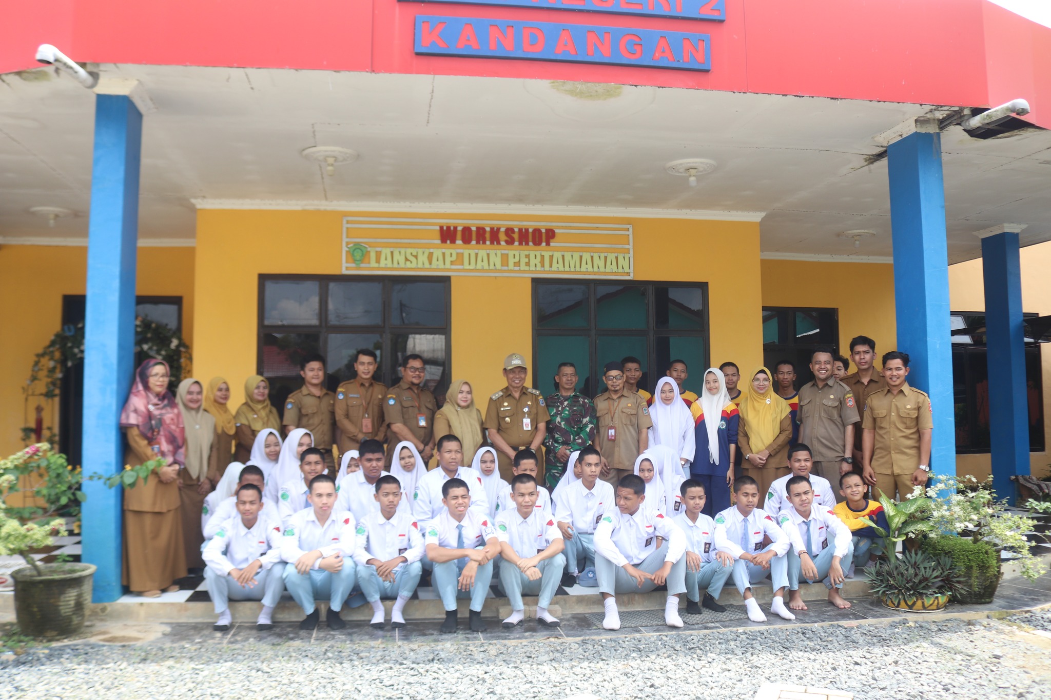 WAKIL BUPATI HSS KUNJUNGI SMKN 2 KANDANGAN, DORONG PENAMBAHAN JURUSAN PERTANIAN UNTUK CETAK PETANI MILENIAL