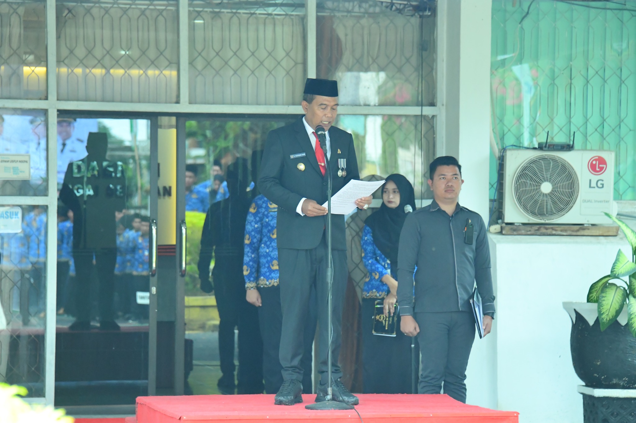 PERINGATI HARKITNAS KE-117 TAHUN 2025, BUPATI HSS SERUKAN SEMANGAT WUJUDKAN INDONESIA KUAT