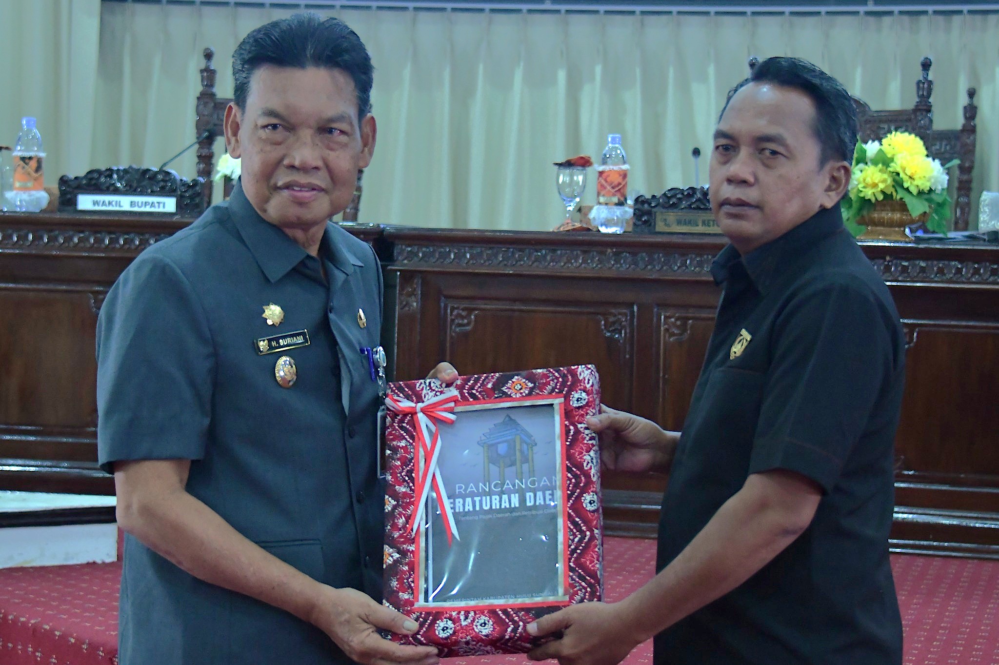 WAKIL BUPATI HSS HADIRI RAPAT PARIPURNA DPRD KABUPATEN HULU SUNGAI SELATAN