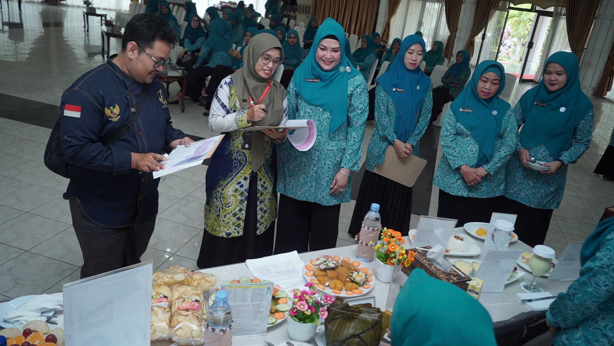 PKK HSS GELAR TAHAPAN AWAL LOMBA B2SA (KITCHEN TEST), SEKALIGUS RAPAT RUTIN DAN ARISAN BULANAN