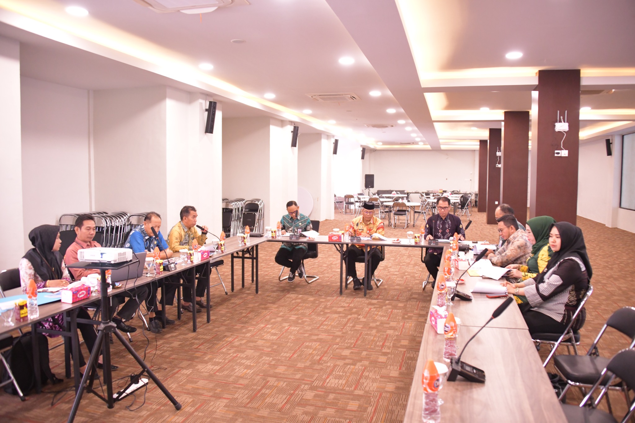 ASISTEN ADMINISTRASI UMUM HADIRI RUPS PT. BPR HSS TAHUN BUKU 2024