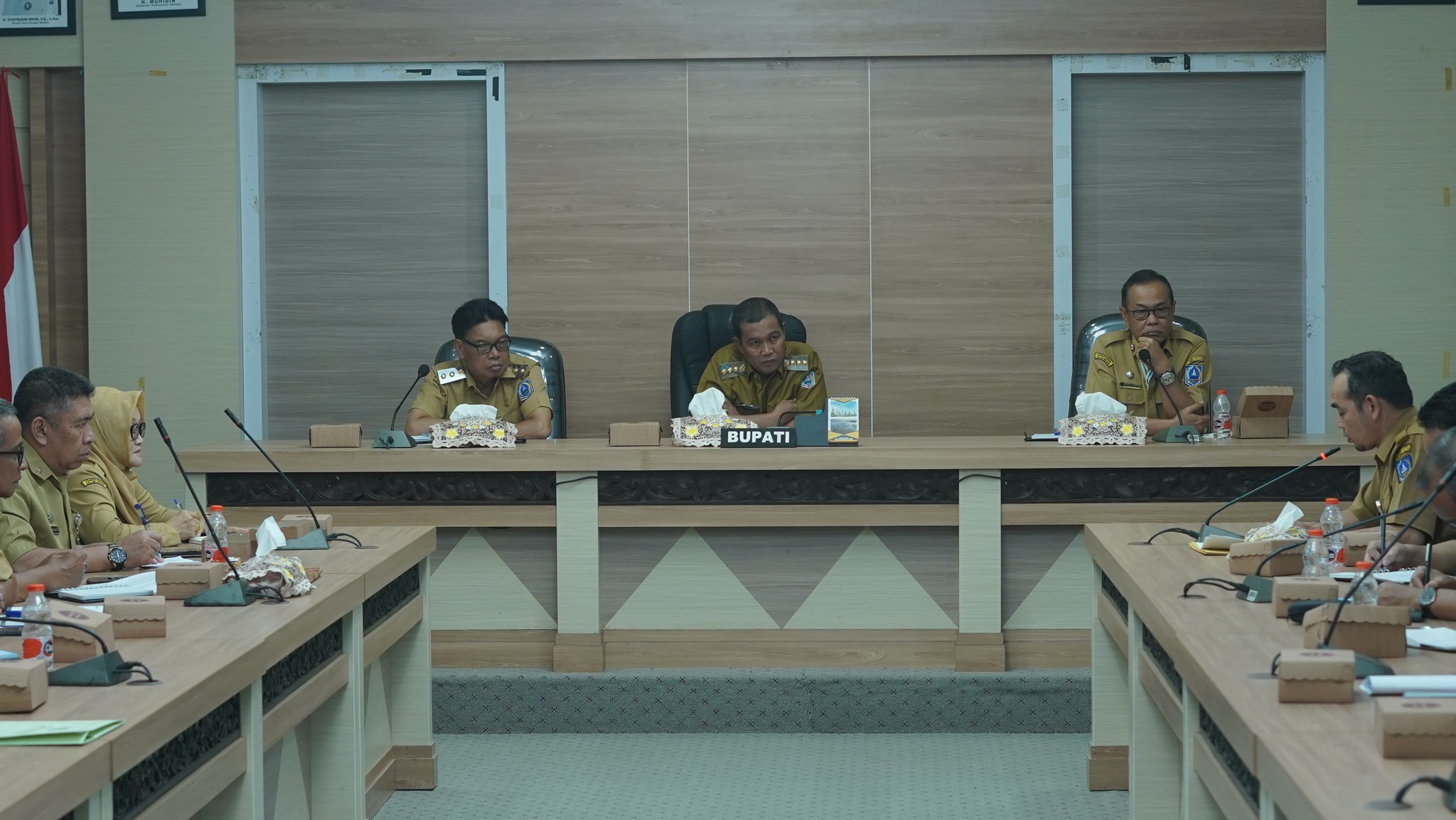 JAGA KONDUSIFITAS BUMI RAKAT MUFAKAT, PEMKAB HSS GELAR RAPAT KOORDINASI LINTAS SEKTOR
