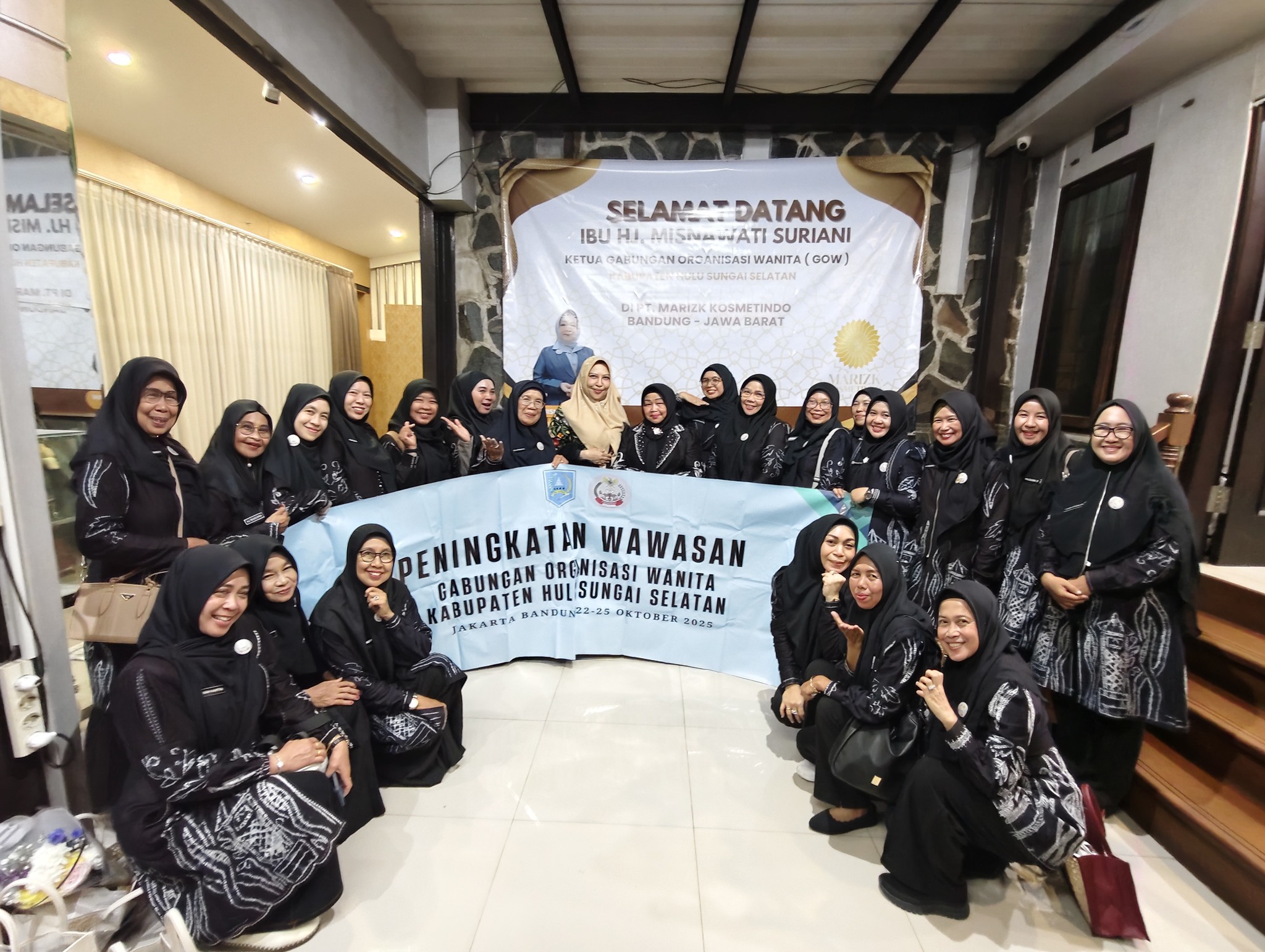 GABUNGAN ORGANISASI WANITA (GOW) TINGKATKAN WAWASAN MELALUI KUNJUNGAN INDUTRI KREATIF