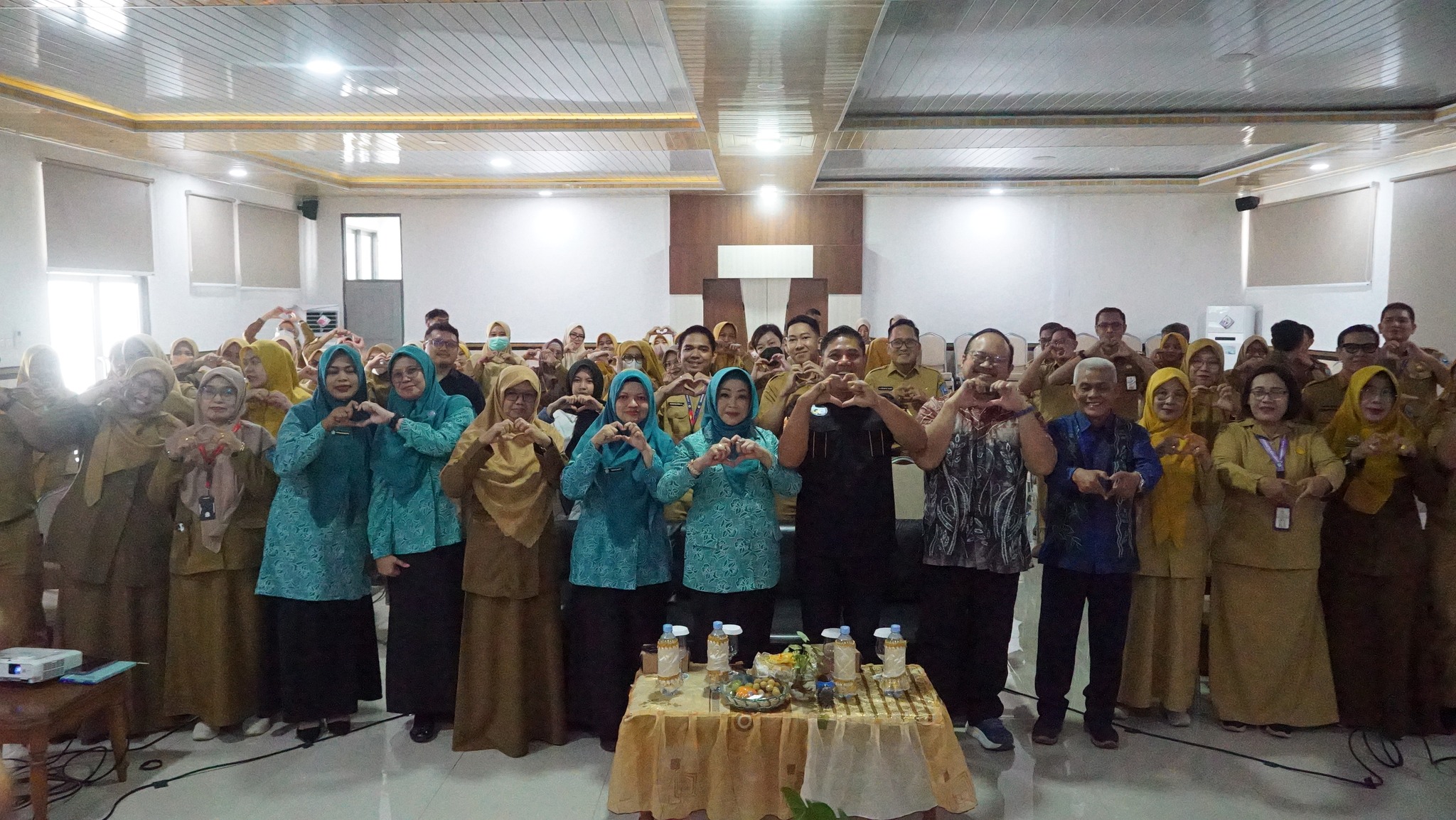 WAKIL KETUA TP PKK KABUPATEN HSS BUKA WORKSHOP CEGAH DAN ATASI STUNTING MENUJU GENERASI EMAS INDONESIA