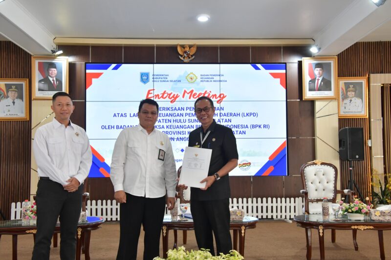 PEMKAB HSS SAMBUT ENTRY MEETING BPK-RI KALSEL TERKAIT PEMERIKSAAN PENDAHULUAN LKPD TA 2025