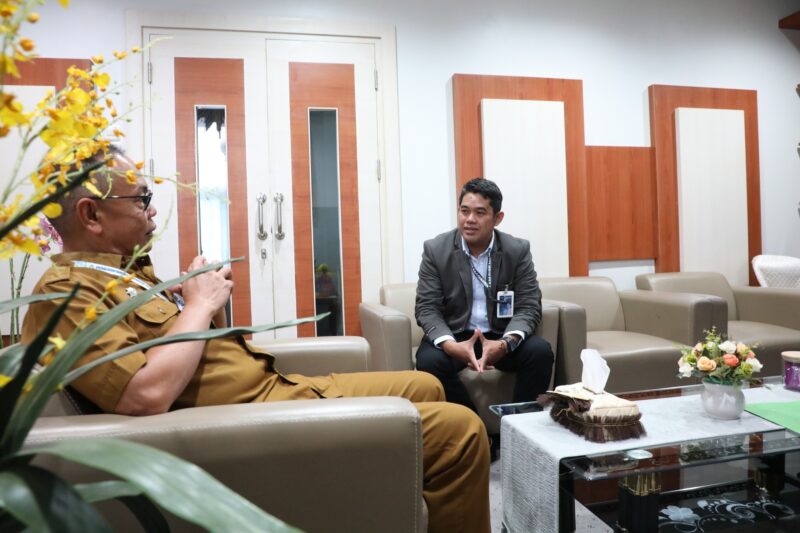 SEKDA HSS TERIMA KUNJUNGAN KEPALA CABANG BNI HSS YANG BARU